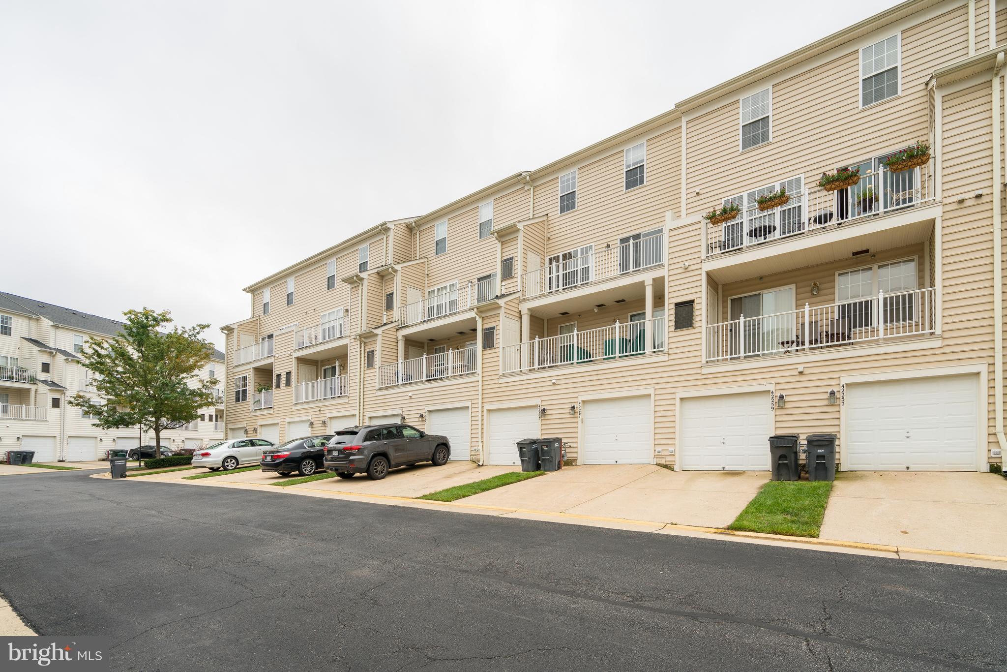 AMBER SPRING - Residential