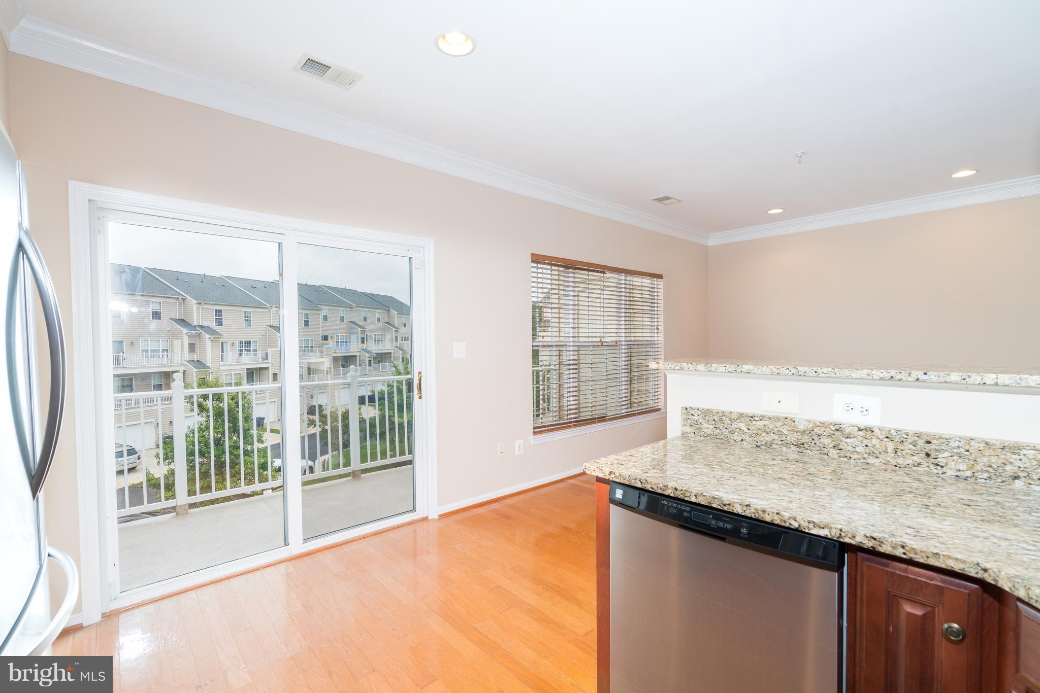 AMBER SPRING - Residential