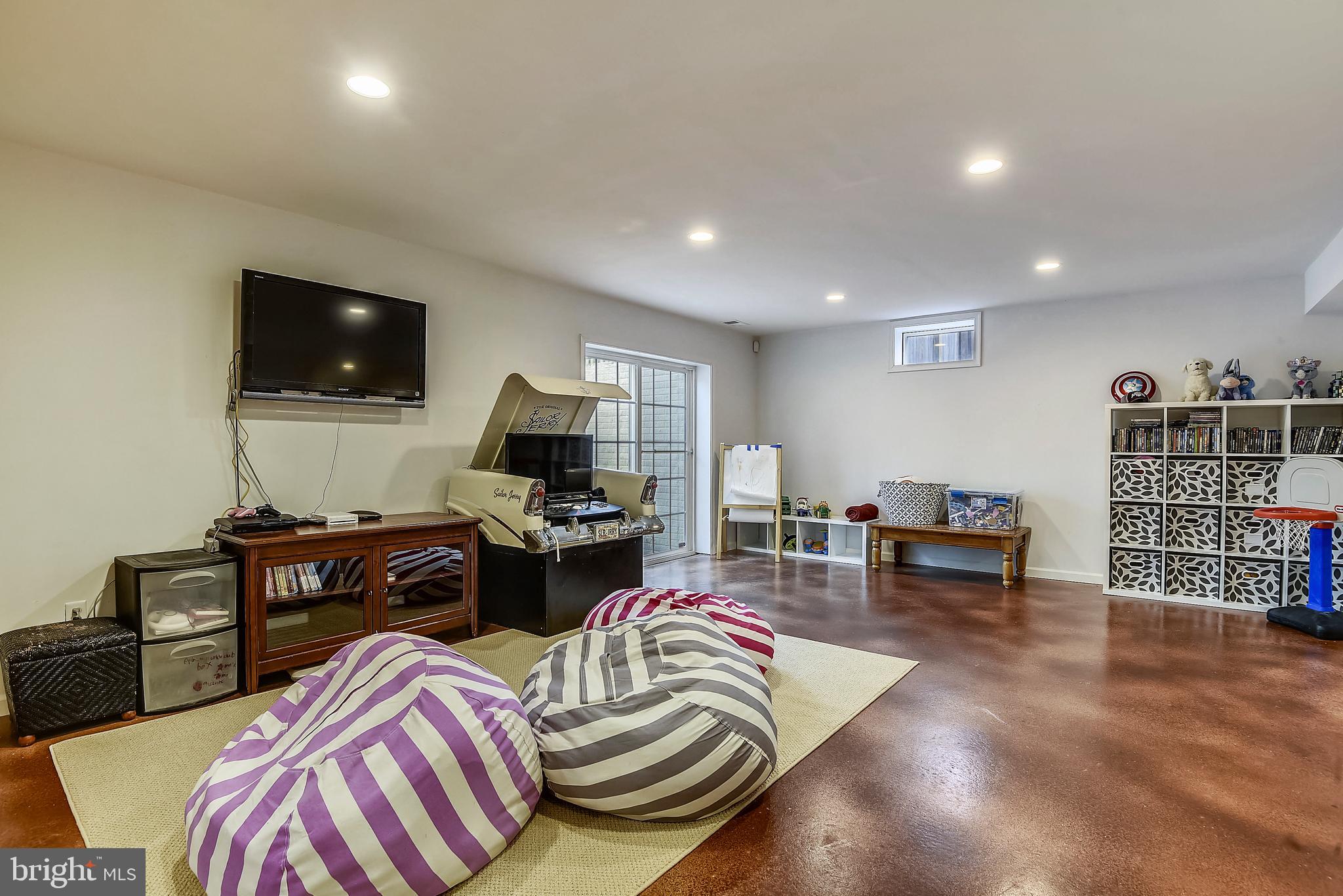 HOPE HILL CROSSING - Residential