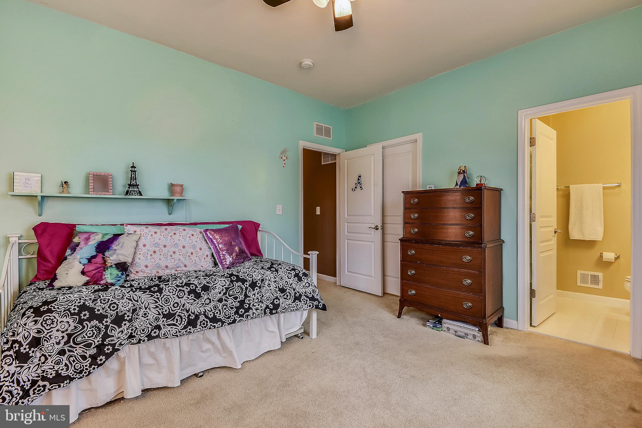 HOPE HILL CROSSING - Residential