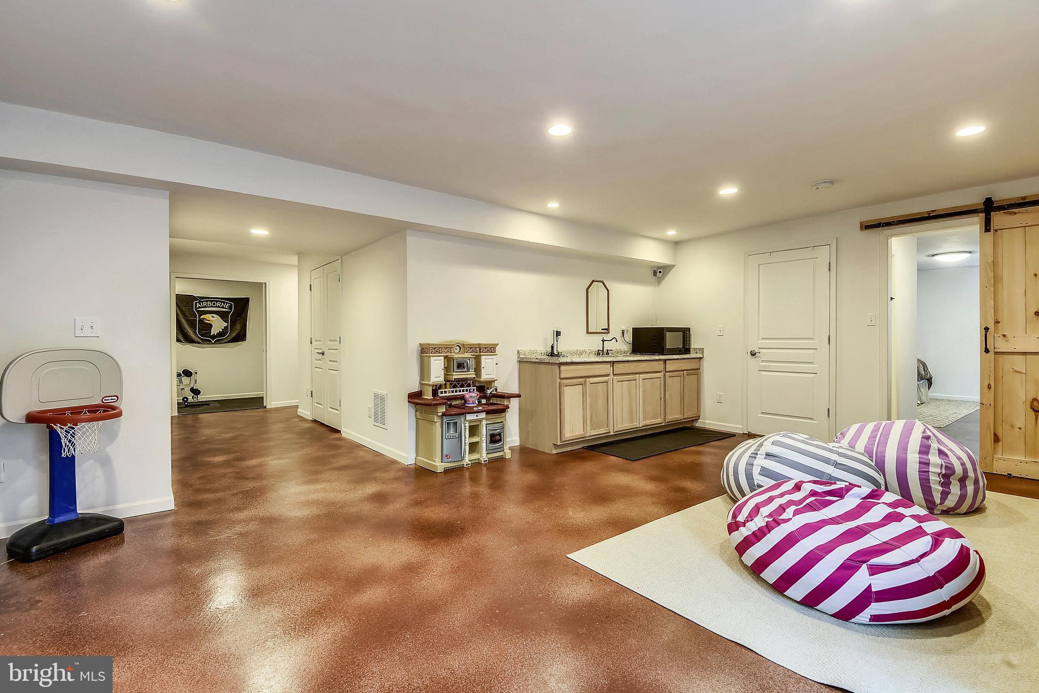 HOPE HILL CROSSING - Residential