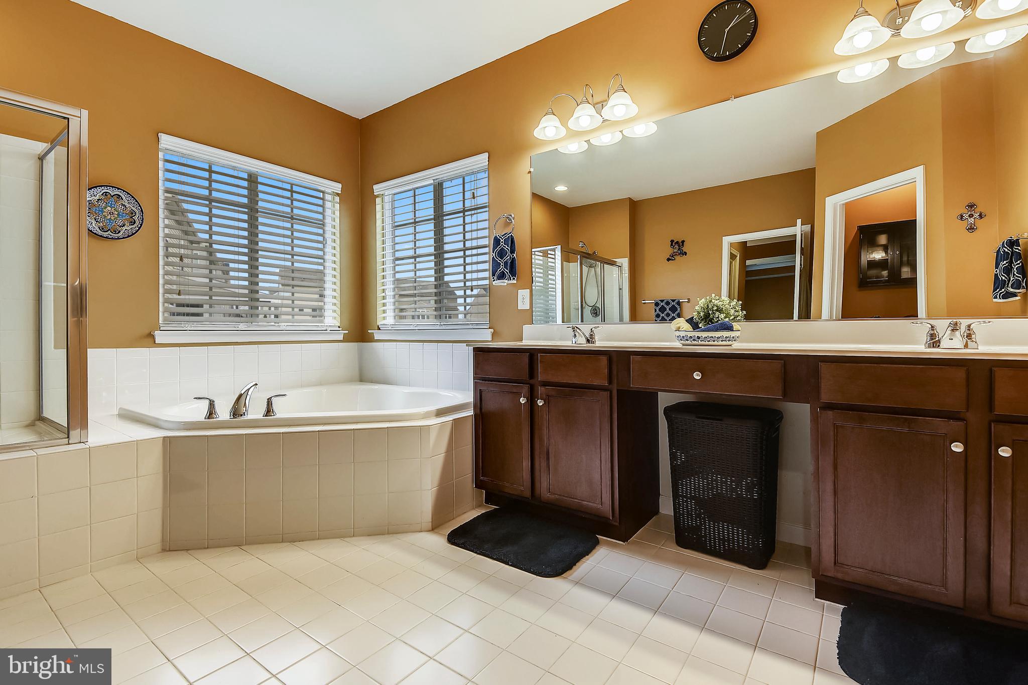 HOPE HILL CROSSING - Residential