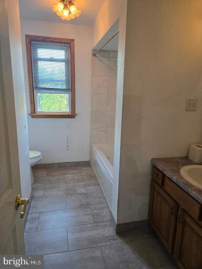 SHOEMAKER VIL - Residential