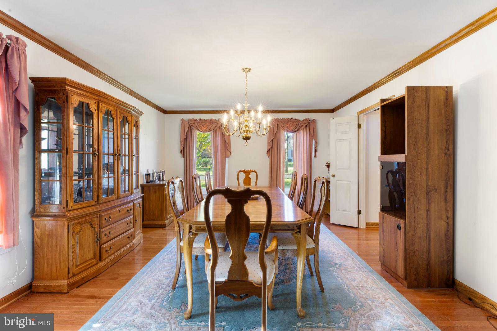 SHOEMAKER VIL - Residential