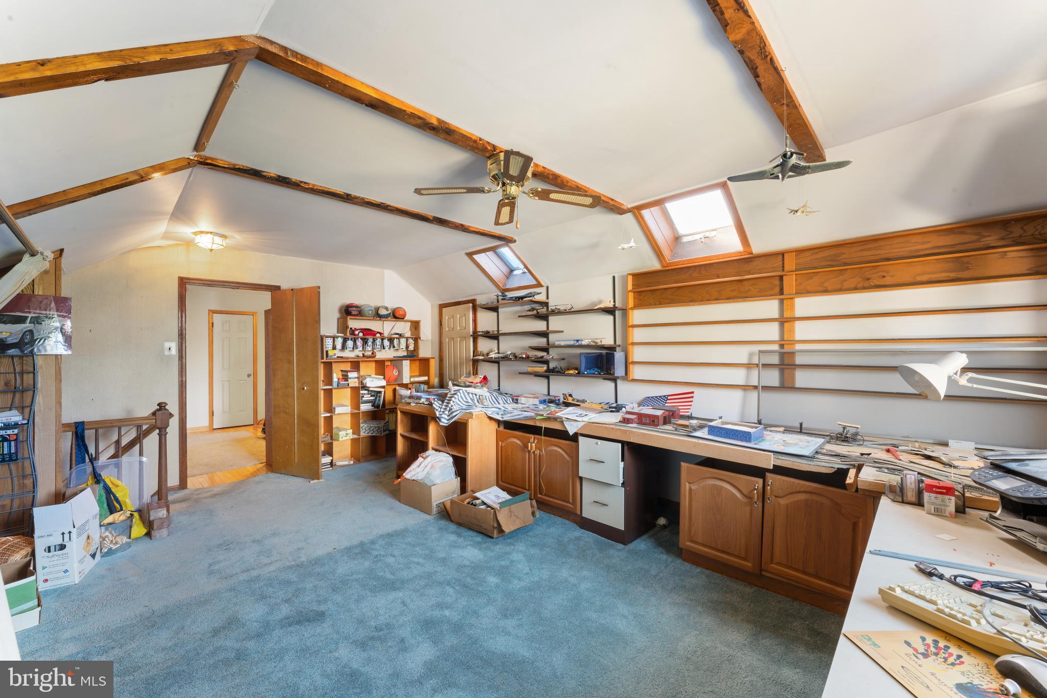 SHOEMAKER VIL - Residential