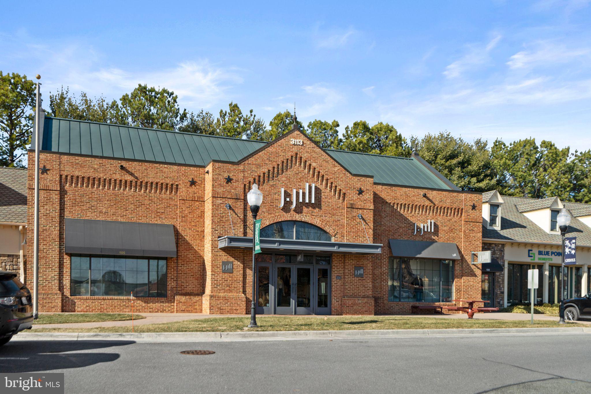 LOFTS AT CREEKSIDE - Residential