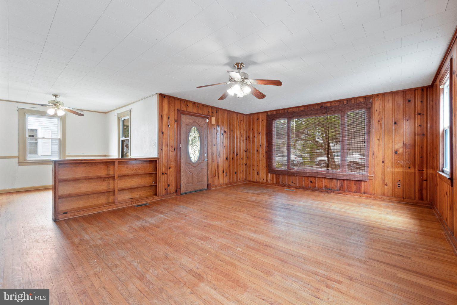 EASTERN TERRACE - Residential