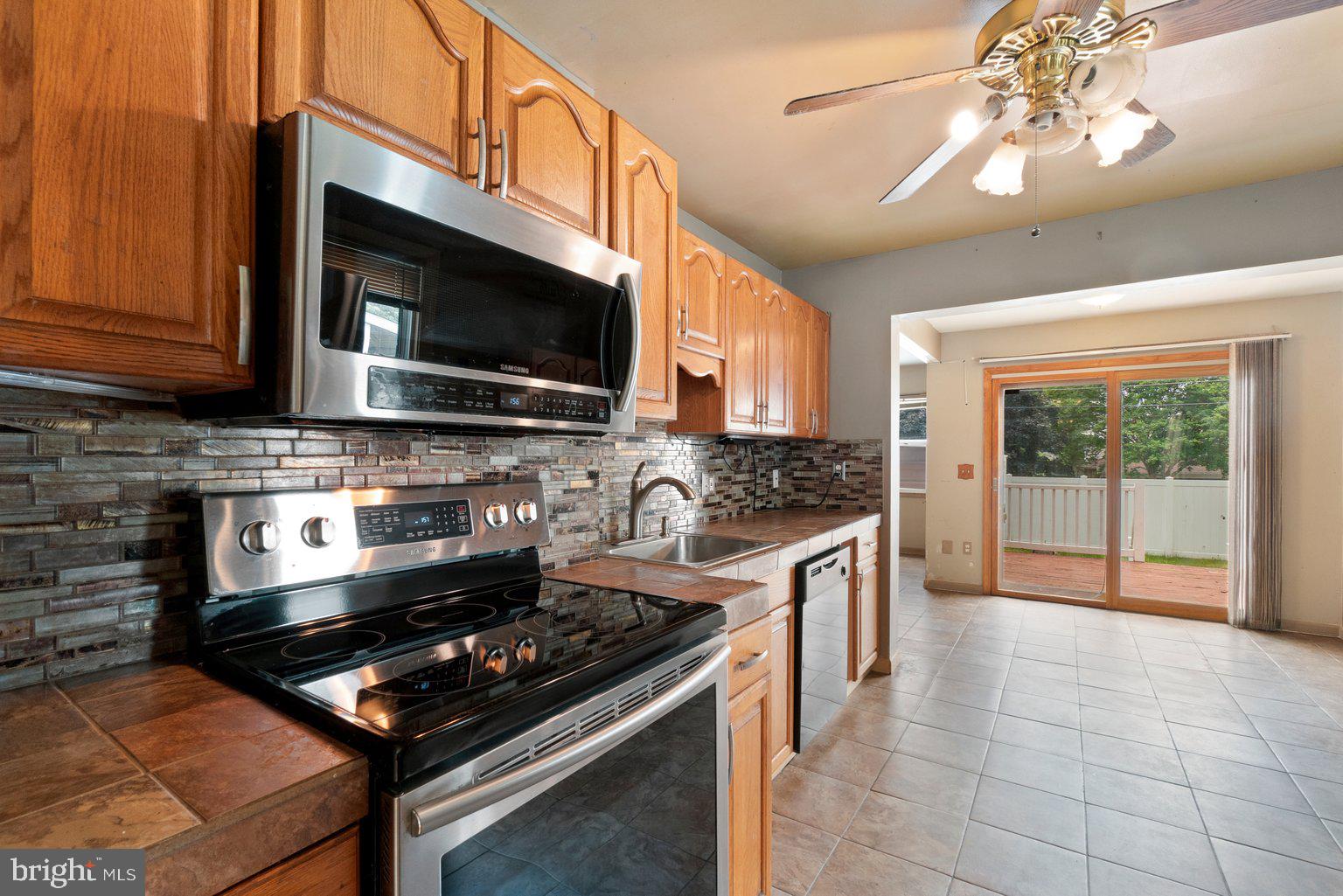 EASTERN TERRACE - Residential