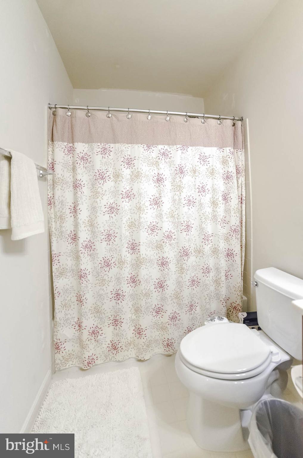 PRIMROSE PARK AT WILDEWOOD - Residential