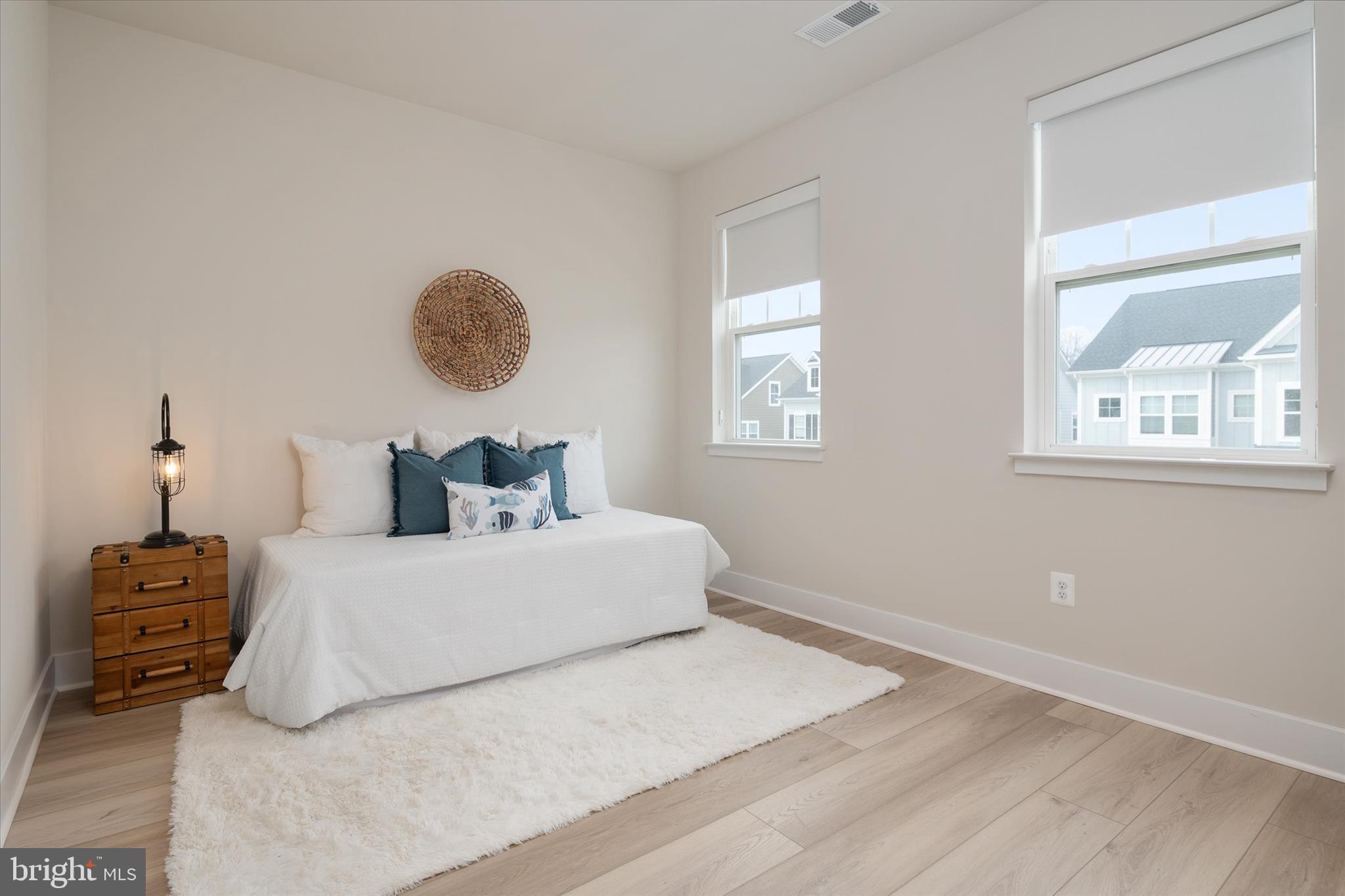 PARKSIDE PRESERVE - Residential