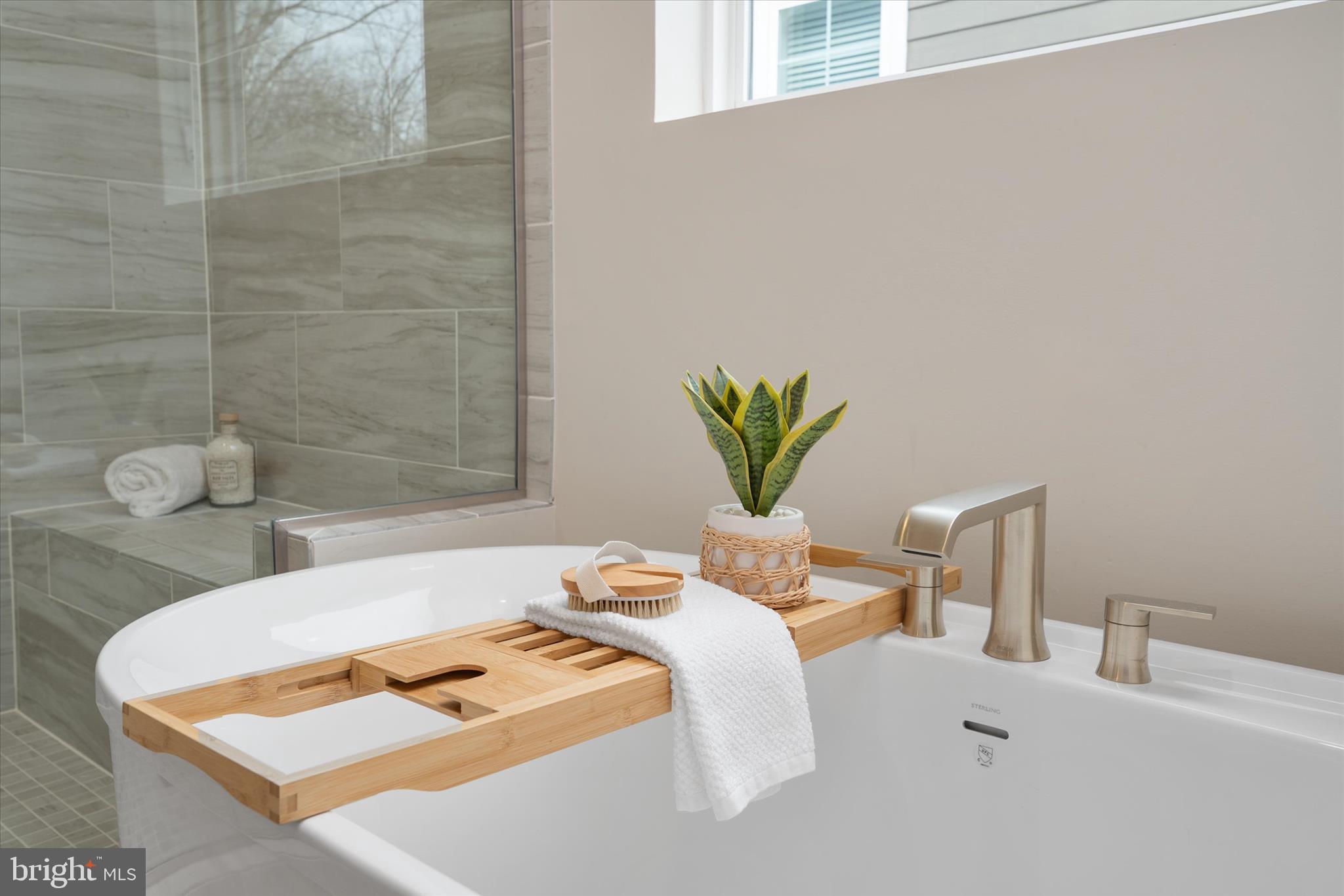 PARKSIDE PRESERVE - Residential