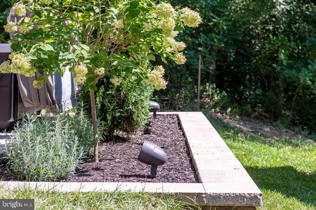 PARKSIDE PRESERVE - Residential