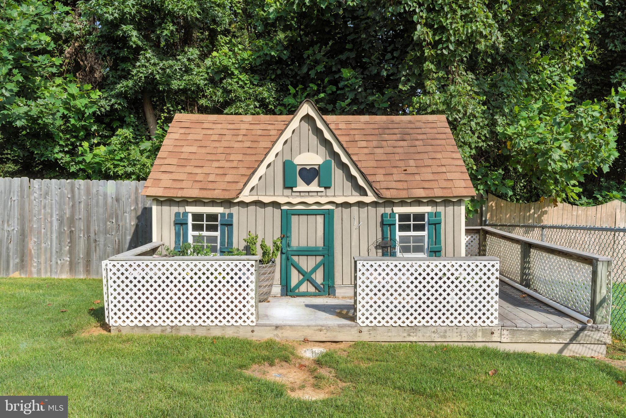 11 PICKERING BEND