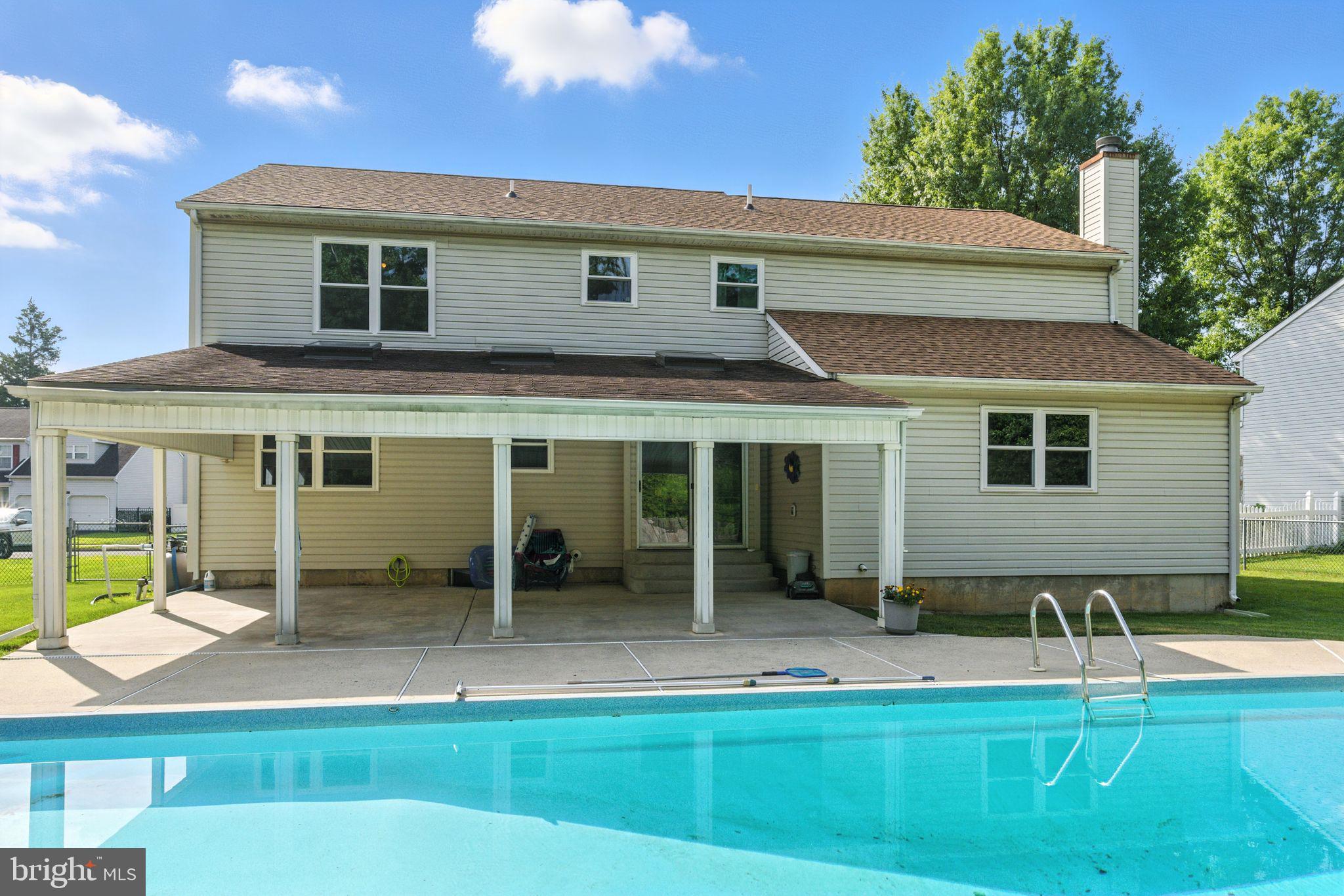 11 PICKERING BEND