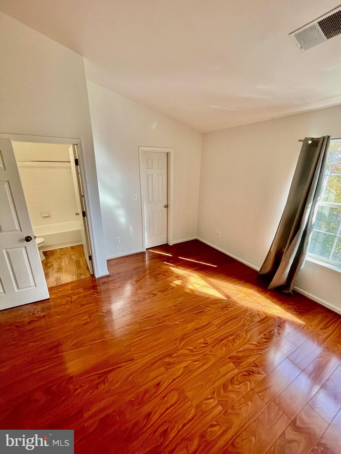 PRINCETON WOODS - Residential Lease