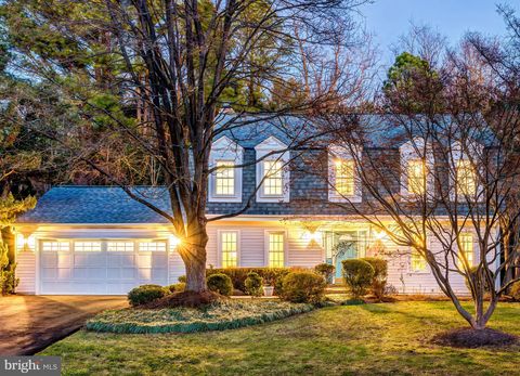 10332 DUNN MEADOW ROAD VIENNA VA 22182