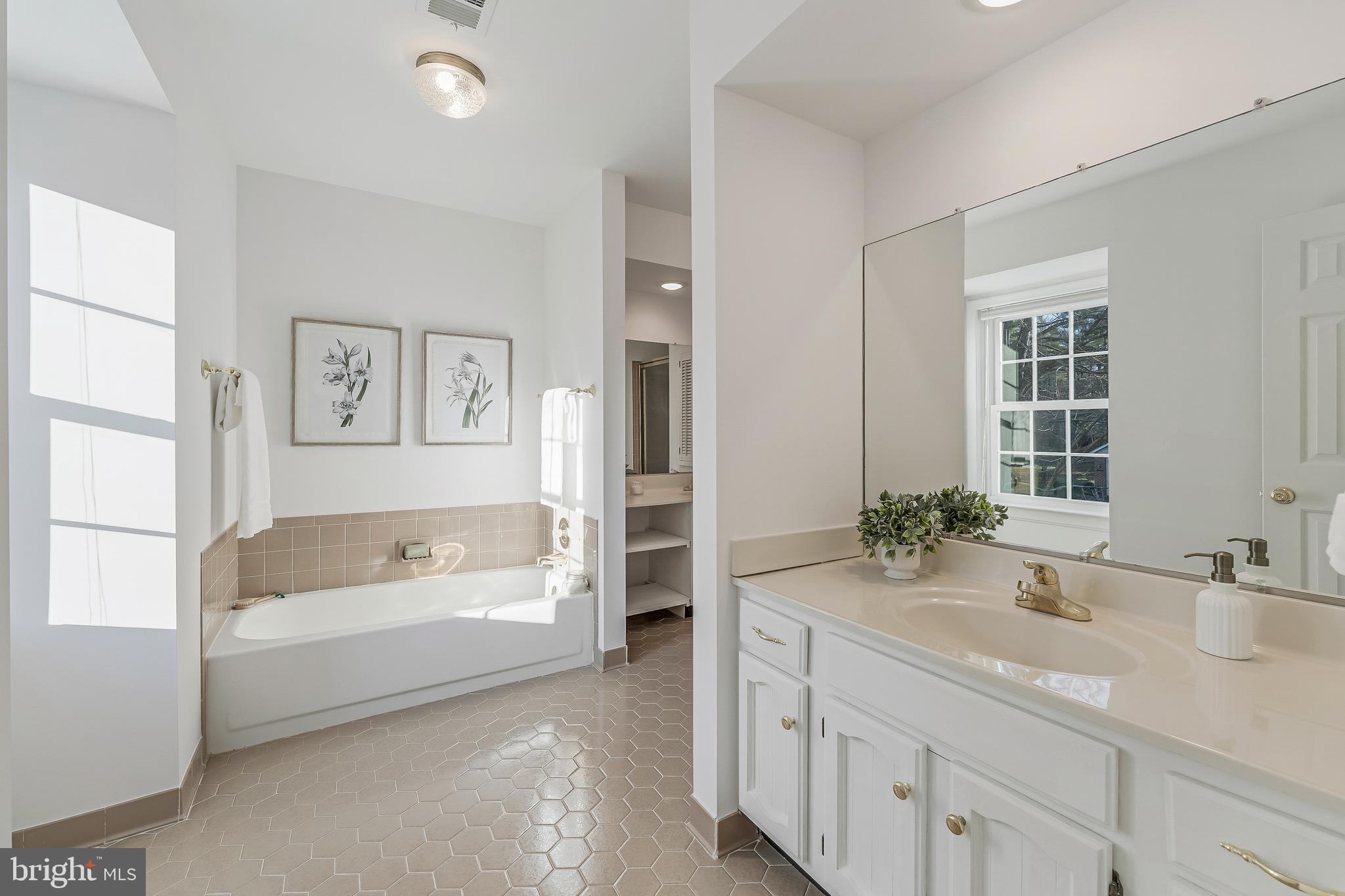 COLVINS GLEN - Residential