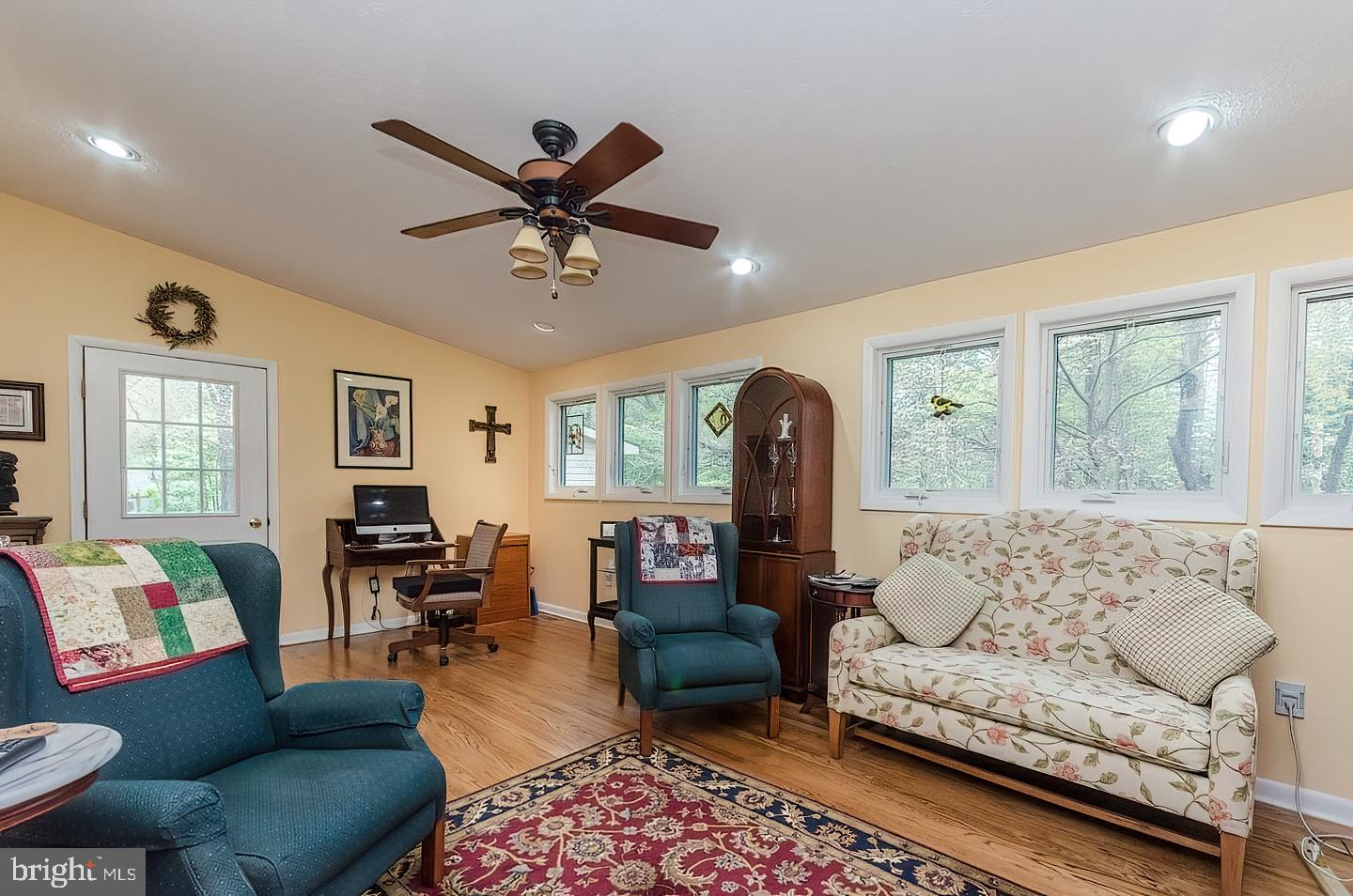 THE WOODS - Residential