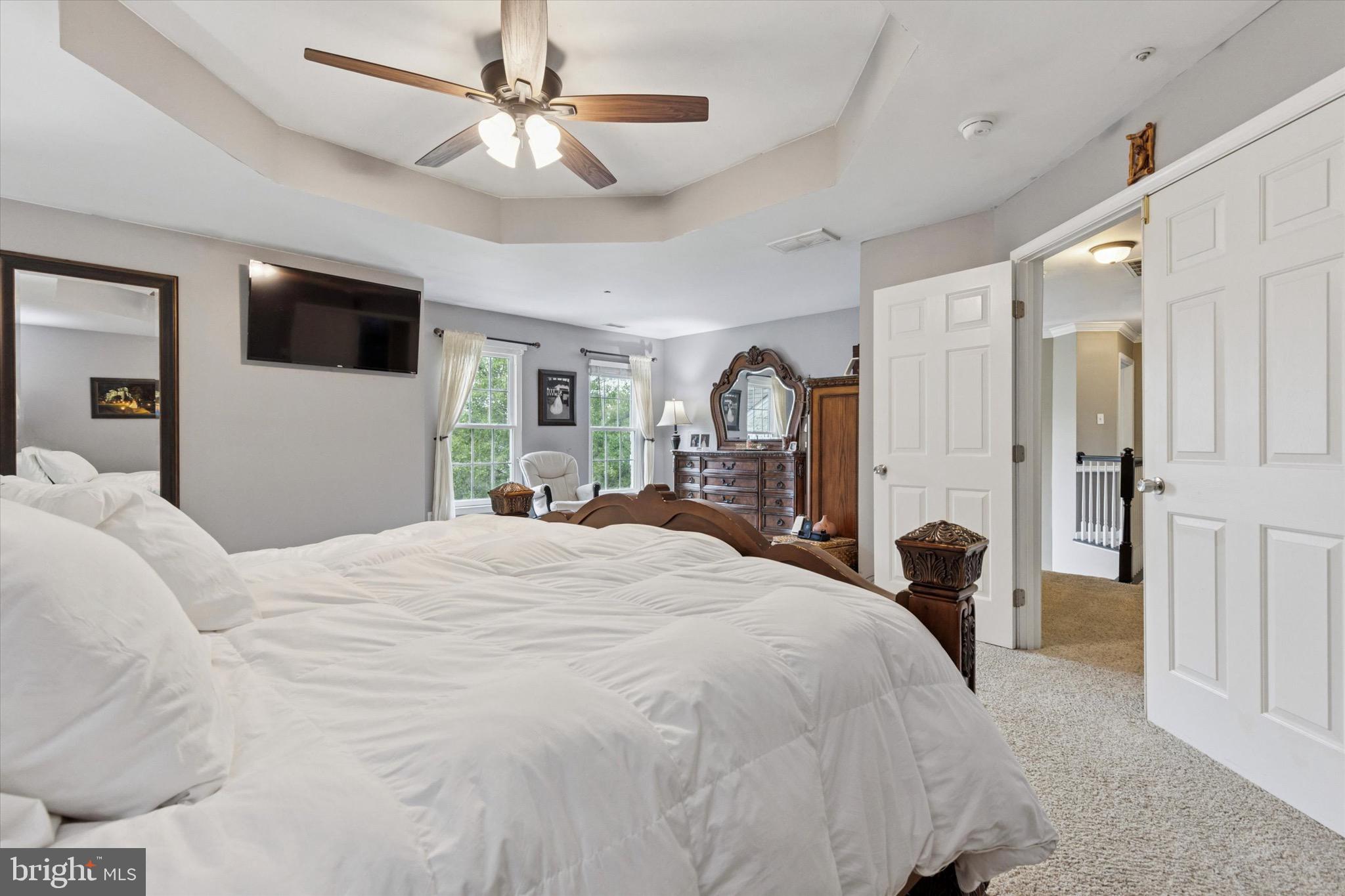 MAPLE KNOLL - Residential