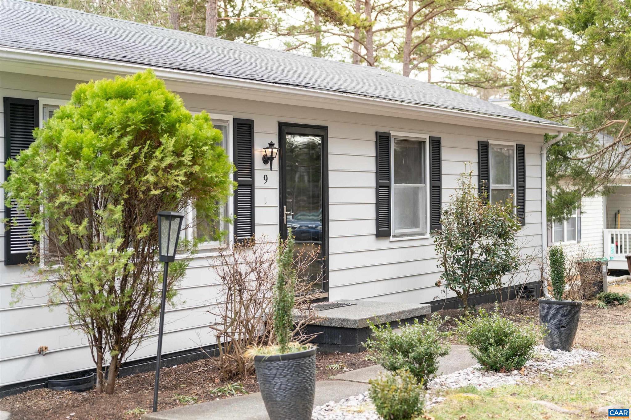 LAKE MONTICELLO - Residential