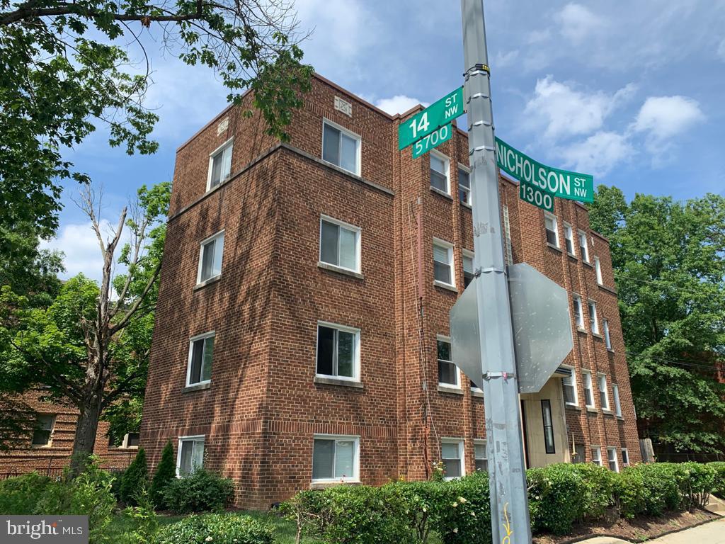 1385 NICHOLSON STREET NW 102