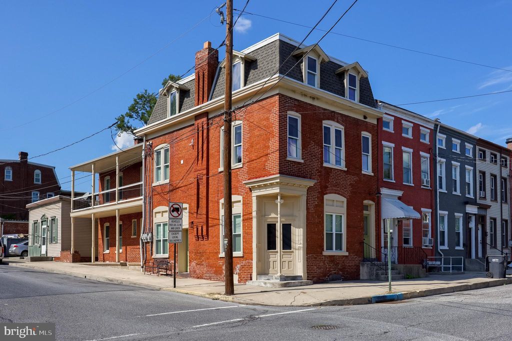 Photo of 209 Walnut Street, COLUMBIA, PA 17512 (MLS # PALA2074814)