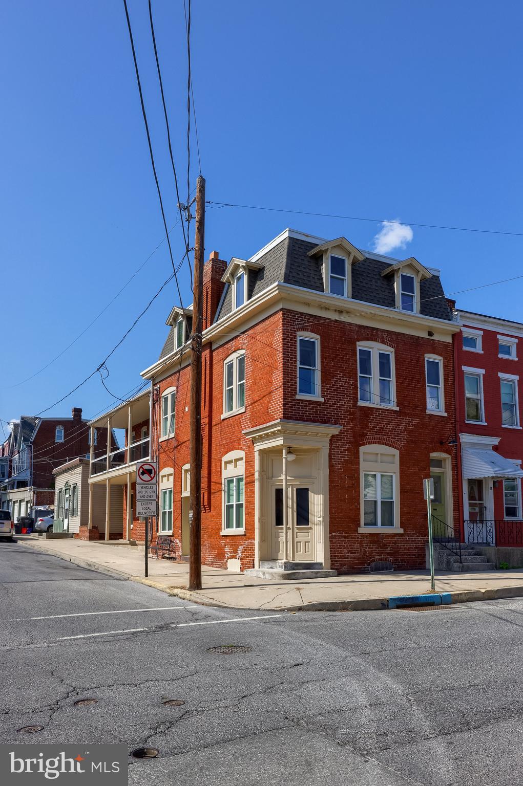 209 WALNUT STREET