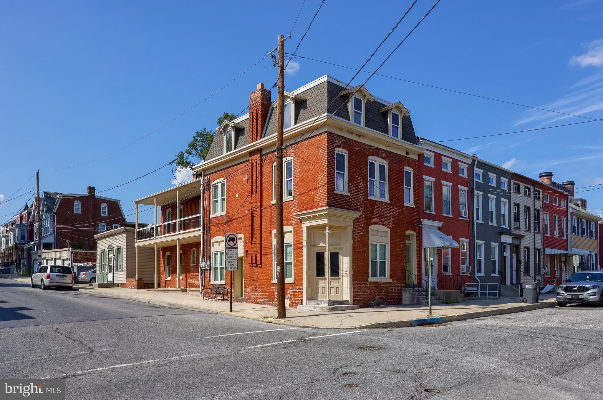 209 WALNUT STREET