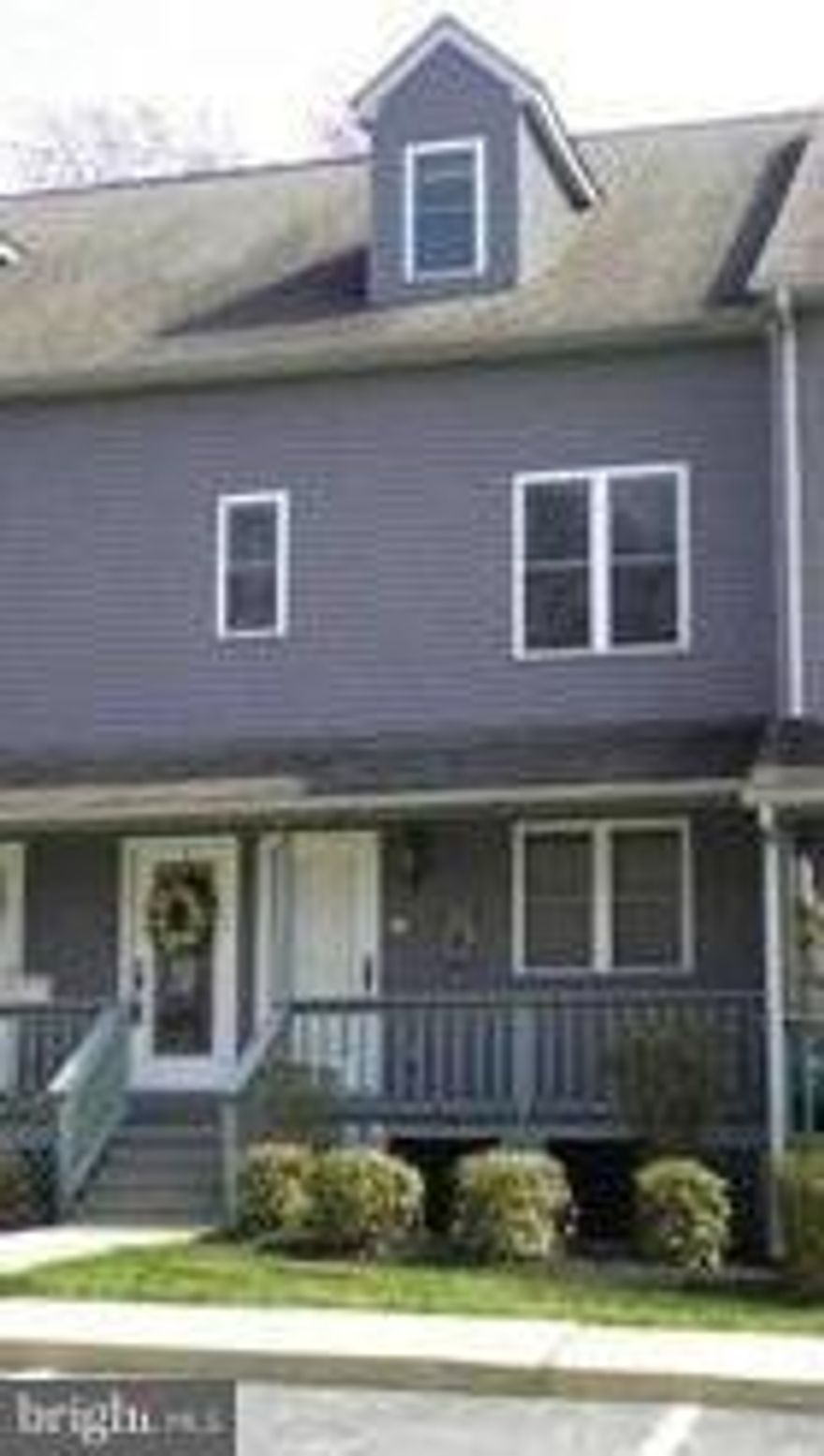 Listed and SOLD simultaneously! Some of the best year round views the community has to offer! Condo is upper floors with slider and deck off living room and bedroom. Large open floor plan, kitchen/dining combo with island, ceiling fans in every room, recessed lighting, large rooms and closets. Community pool, tennis courts, boat ramp and dock.