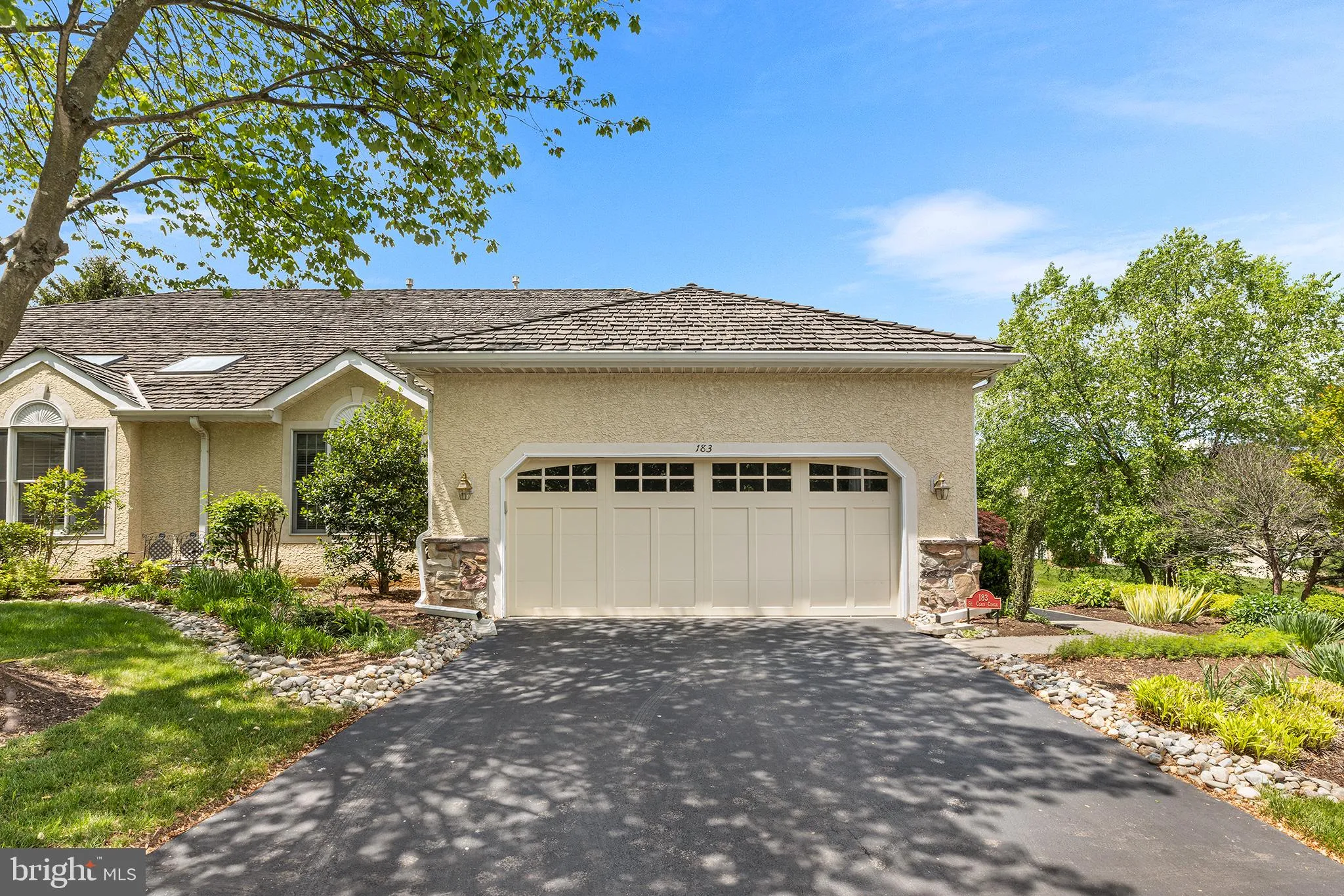 Berwyn, Pennsylvania 19312, United States, 3 Bedrooms Bedrooms, ,3 BathroomsBathrooms,Residential,Pending,128444