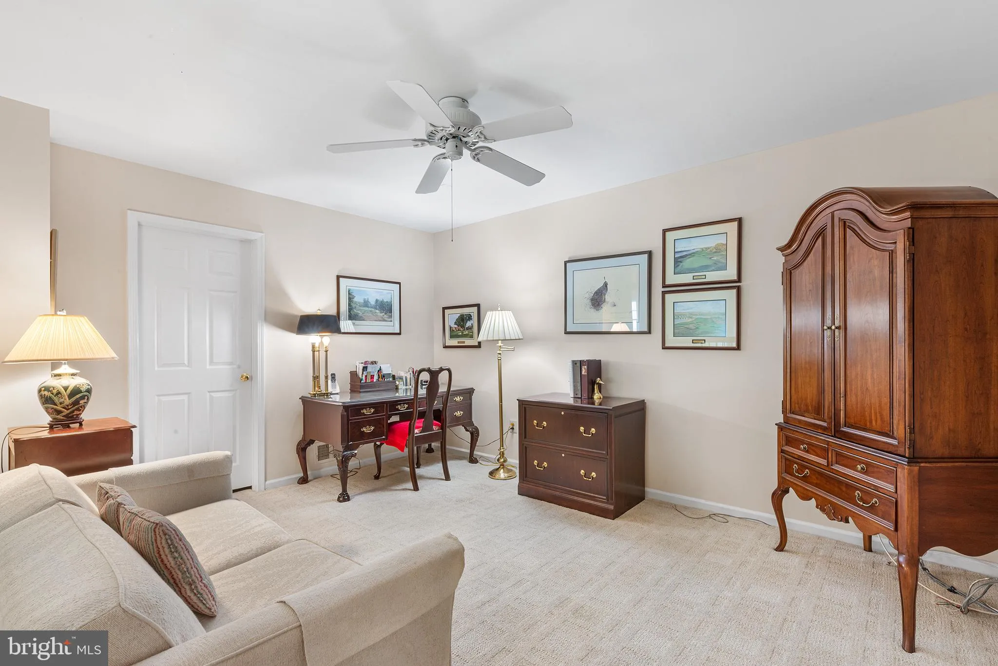 Berwyn, Pennsylvania 19312, United States, 3 Bedrooms Bedrooms, ,3 BathroomsBathrooms,Residential,Pending,128444