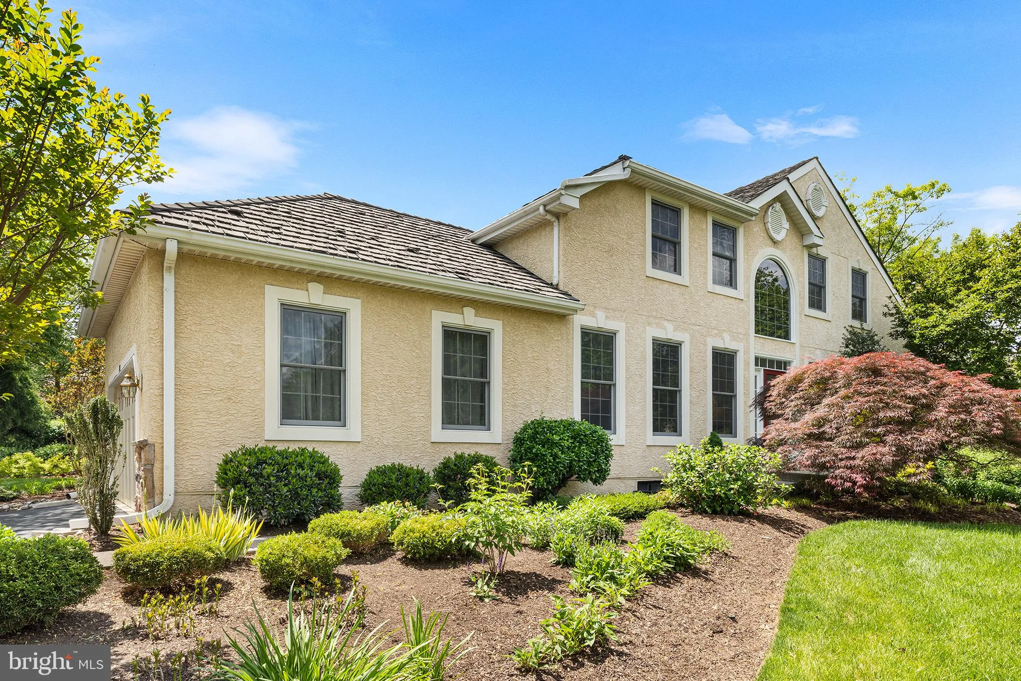 Berwyn, Pennsylvania 19312, United States, 3 Bedrooms Bedrooms, ,3 BathroomsBathrooms,Residential,Pending,128444