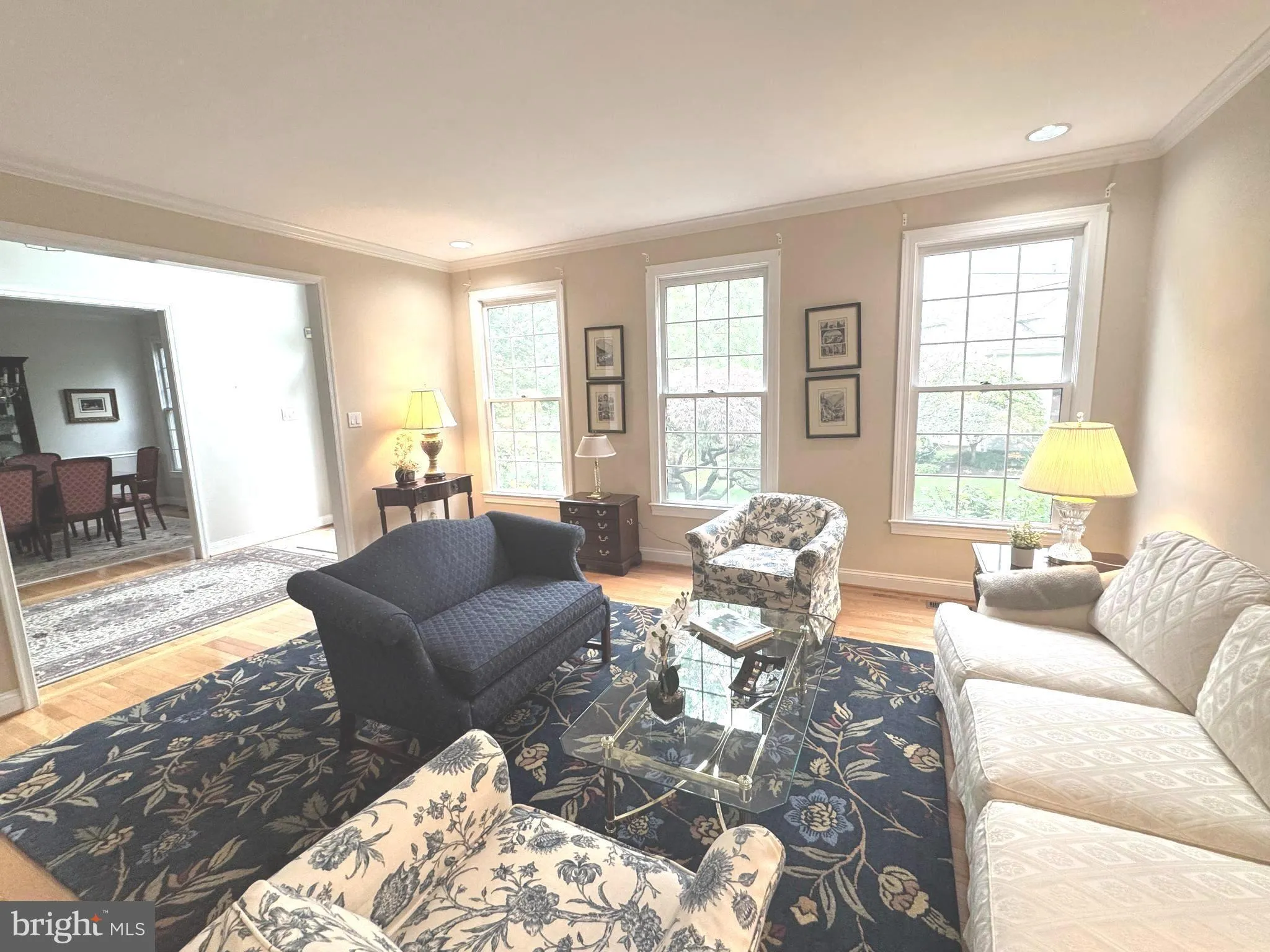 Berwyn, Pennsylvania 19312, United States, 3 Bedrooms Bedrooms, ,3 BathroomsBathrooms,Residential,Pending,128444