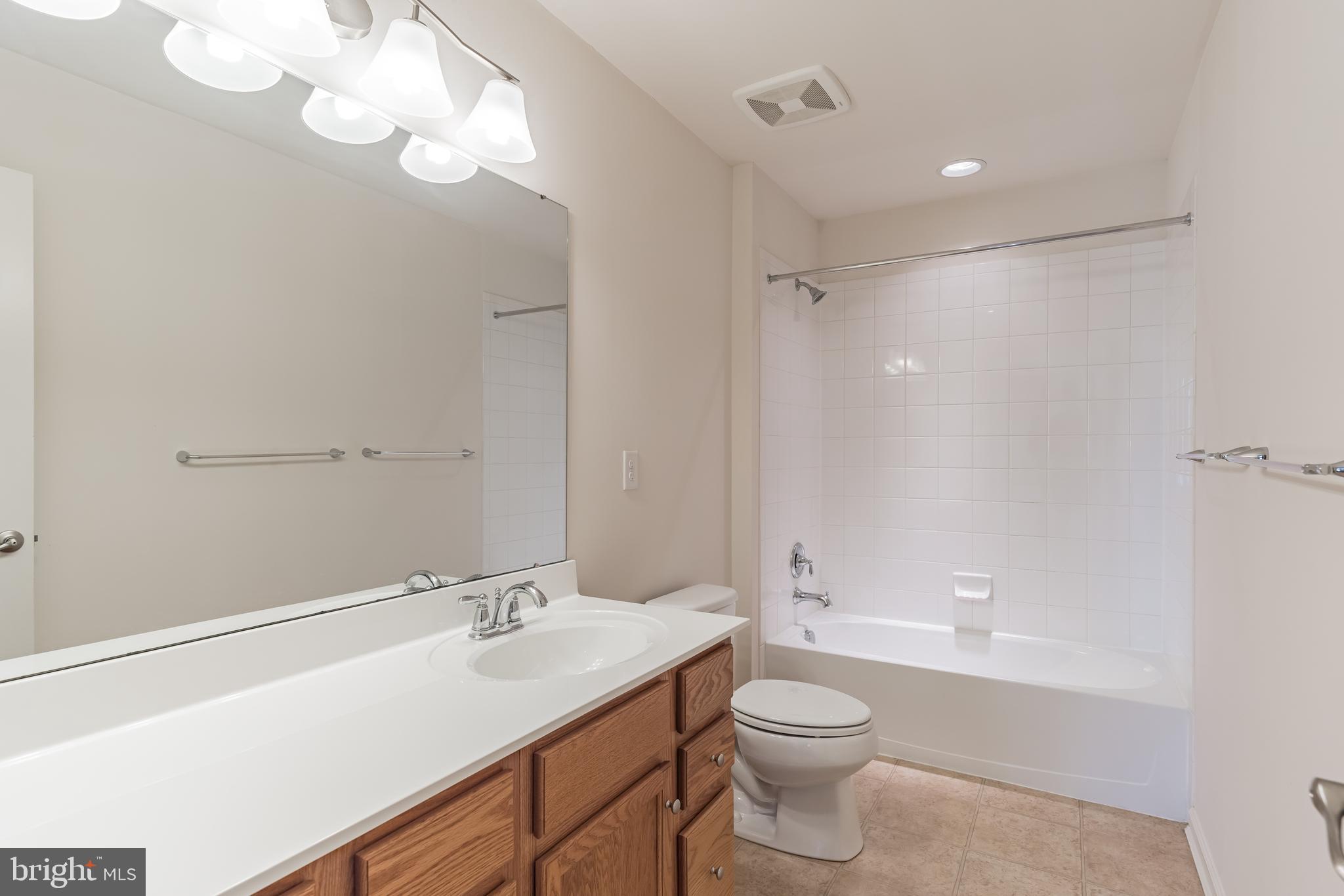 PATRIOTS GLEN - Residential