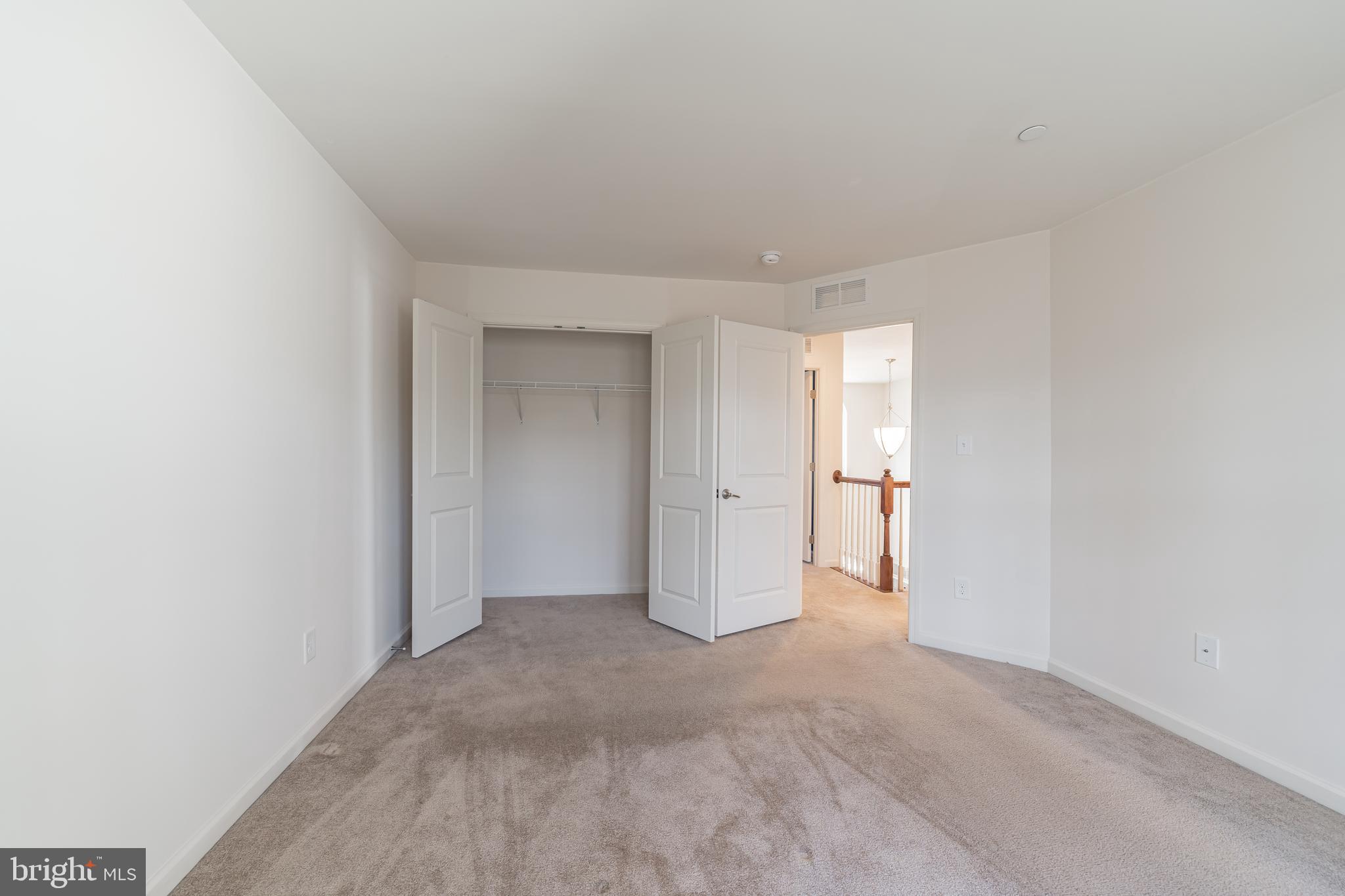 PATRIOTS GLEN - Residential