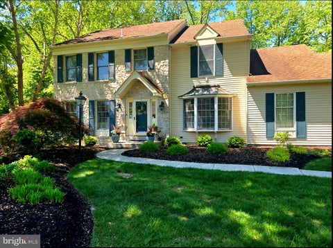 Homes For Sale - 203 S Esther Lane<br/> YARDLEY, PA 19067