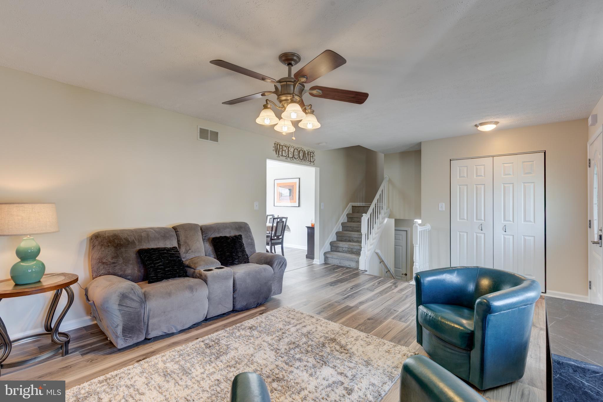 SARAHS CHOICE - Residential