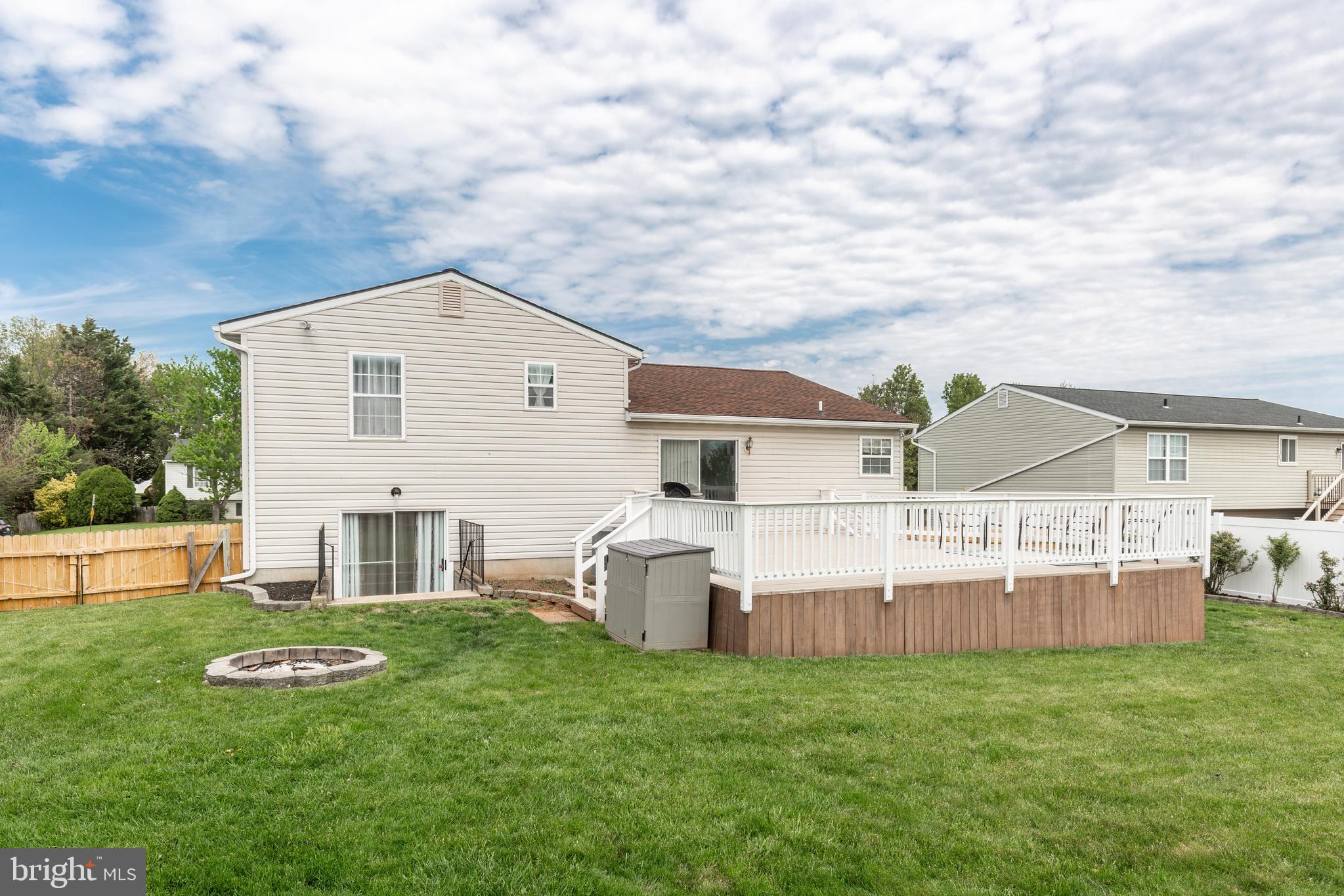 SARAHS CHOICE - Residential