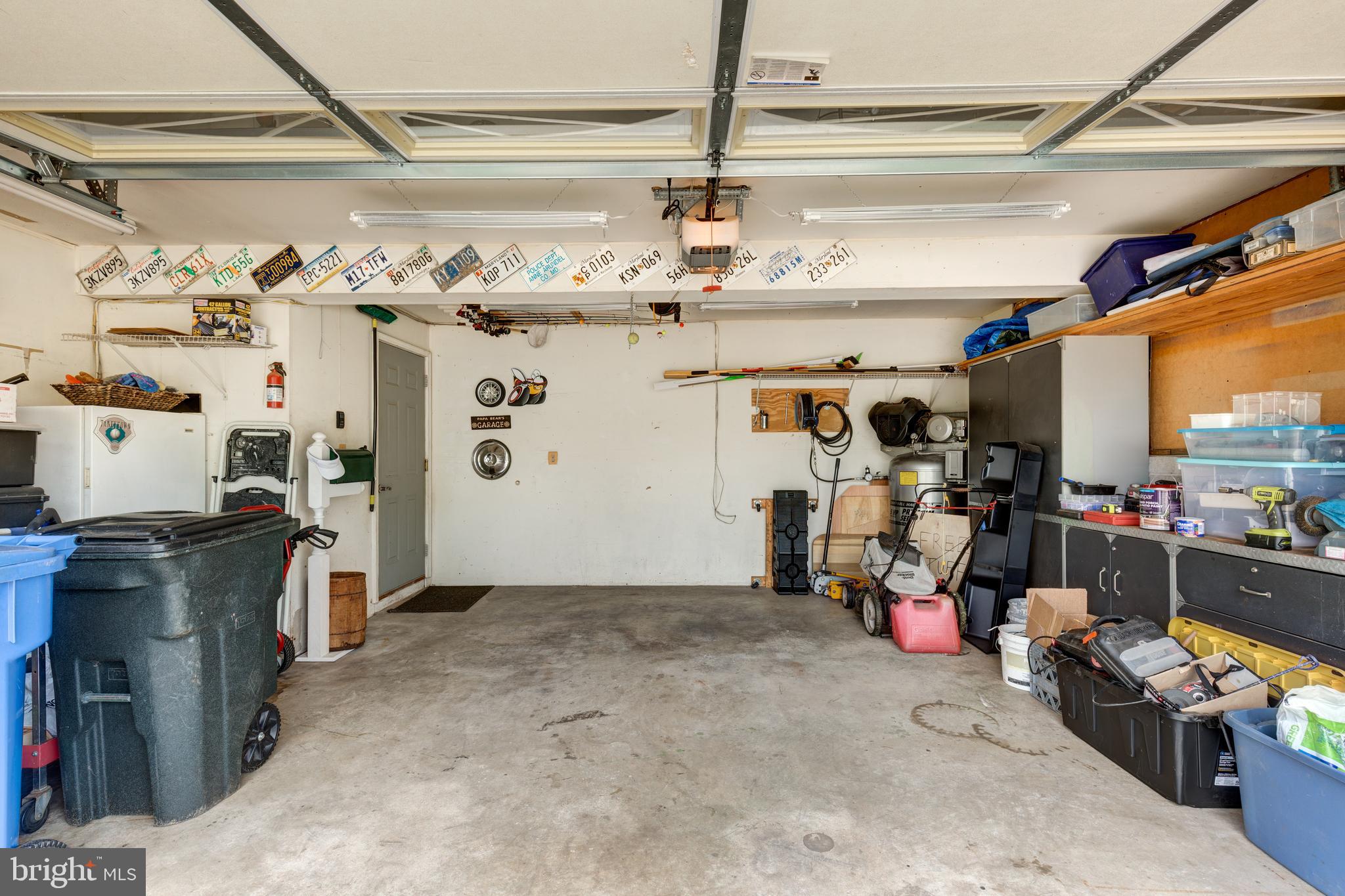 SARAHS CHOICE - Residential