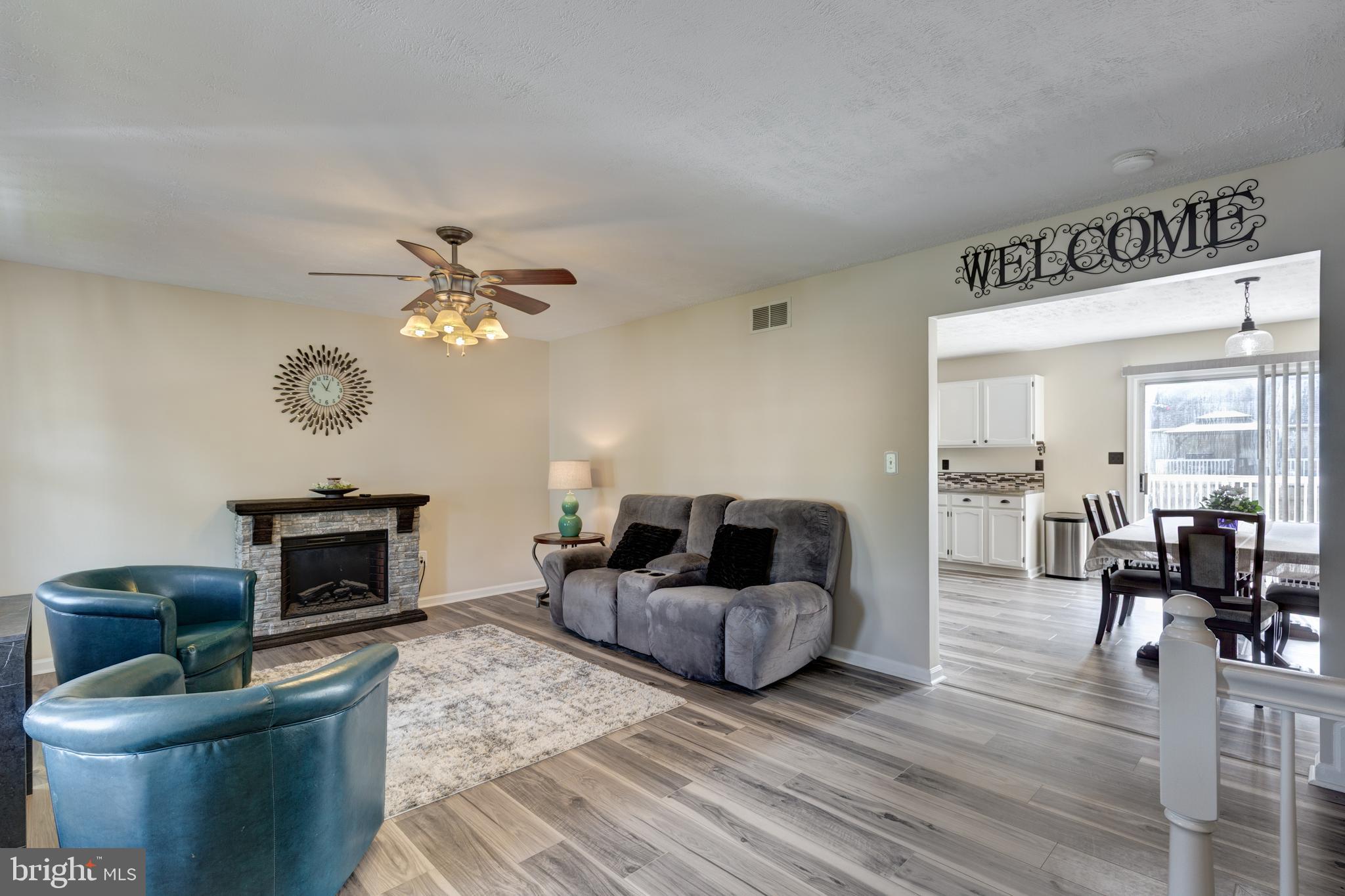 SARAHS CHOICE - Residential