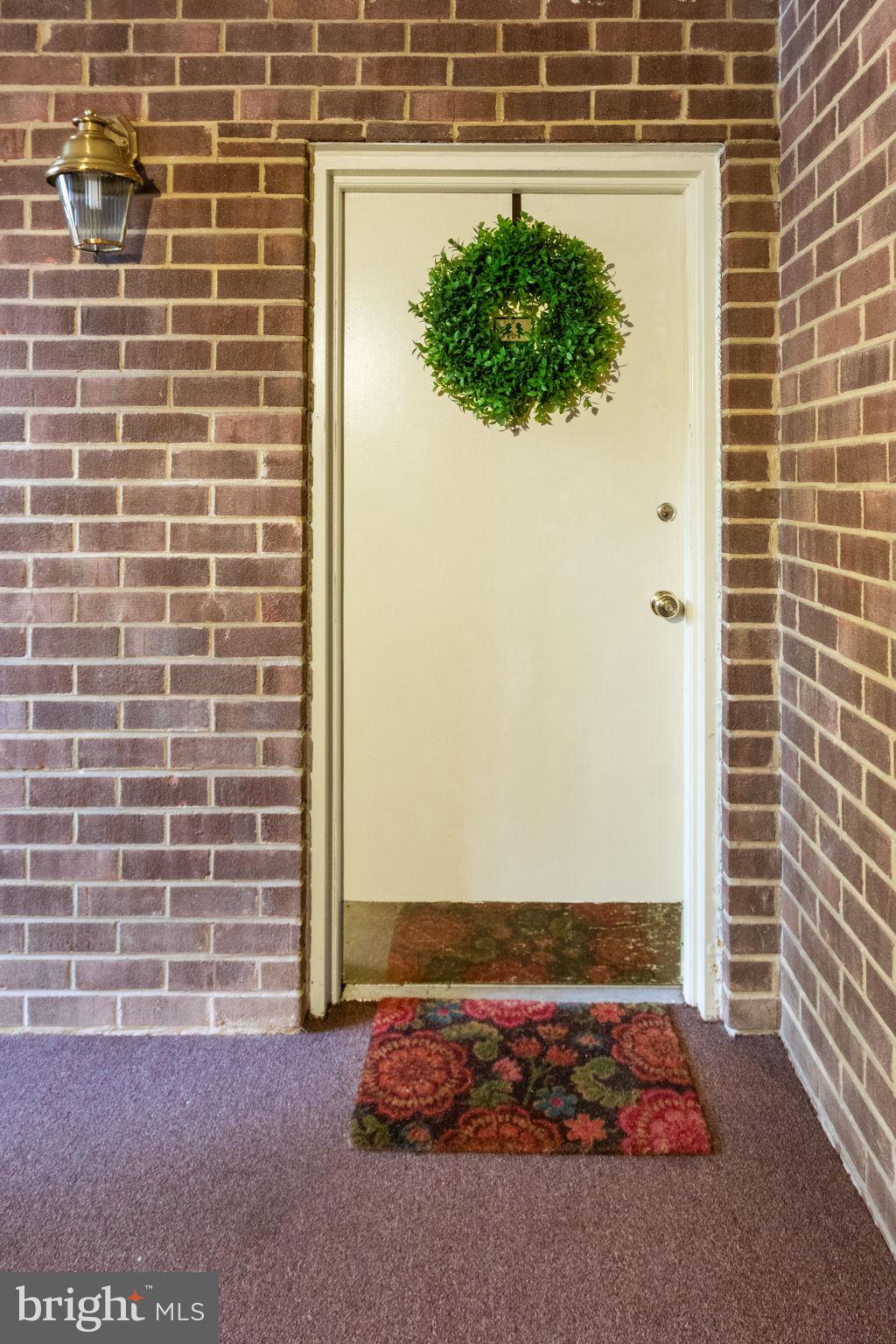 1532 NORTHGATE SQUARE 1A