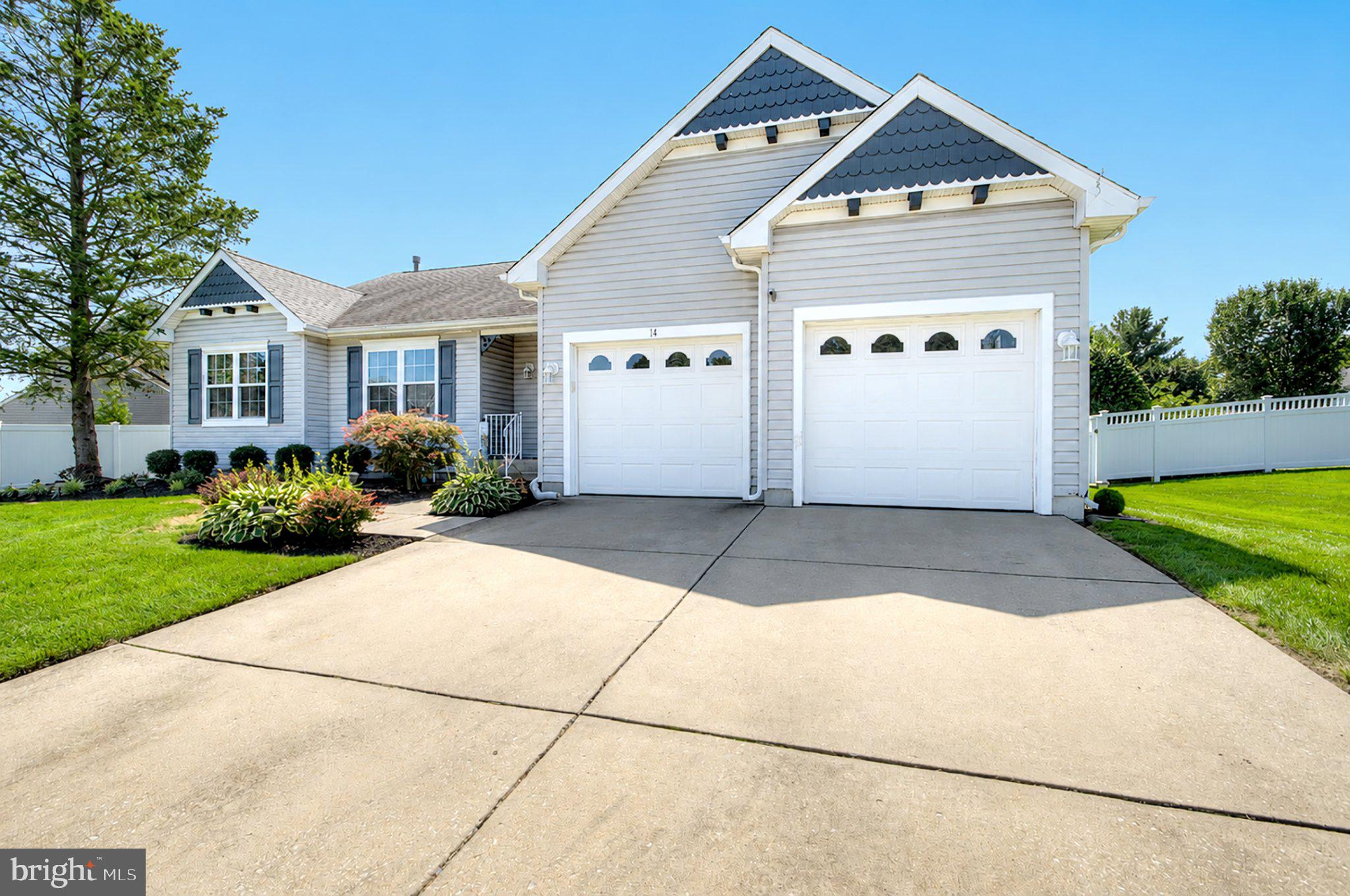14 BRIARWOOD LANE