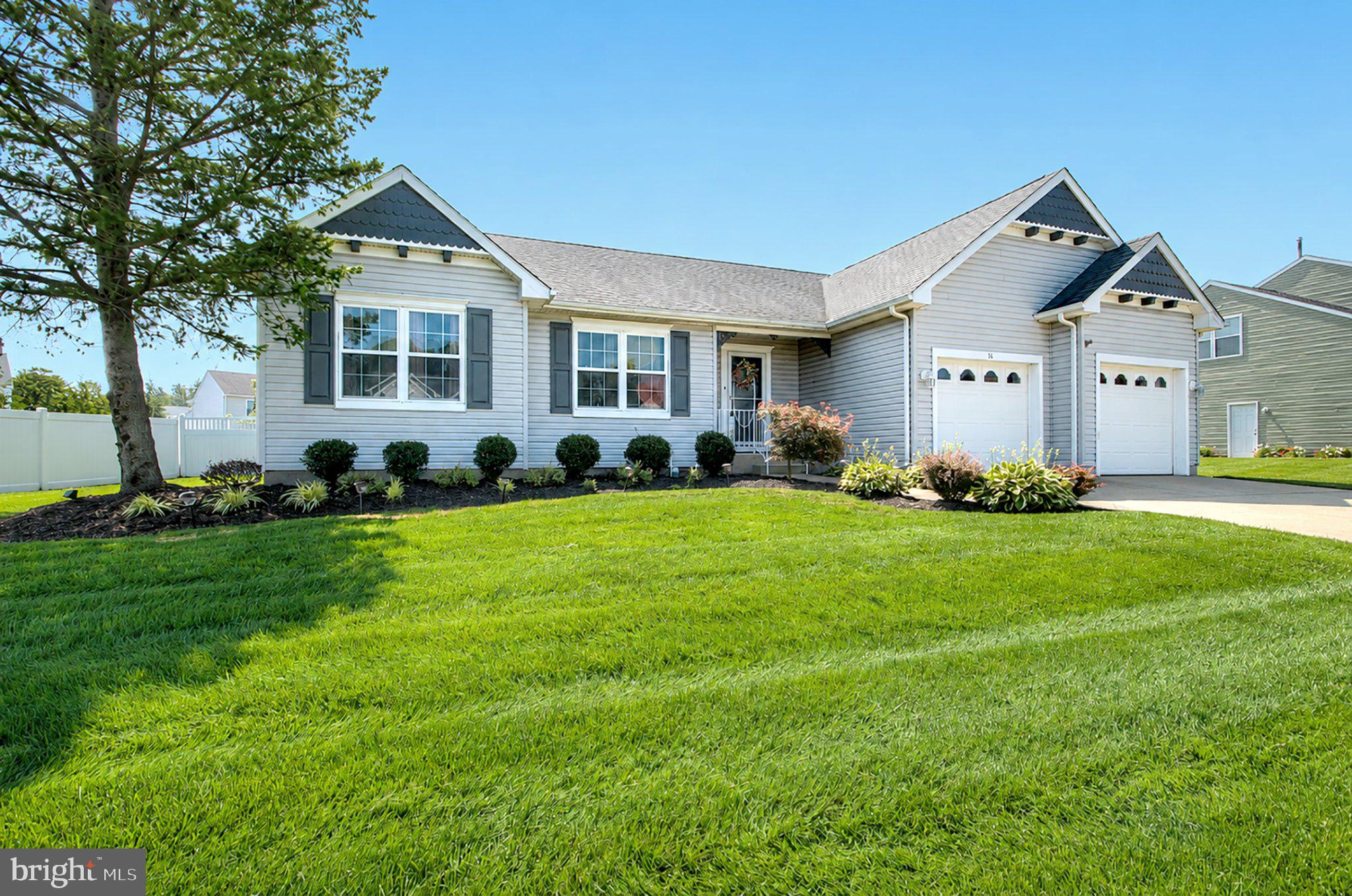 14 BRIARWOOD LANE