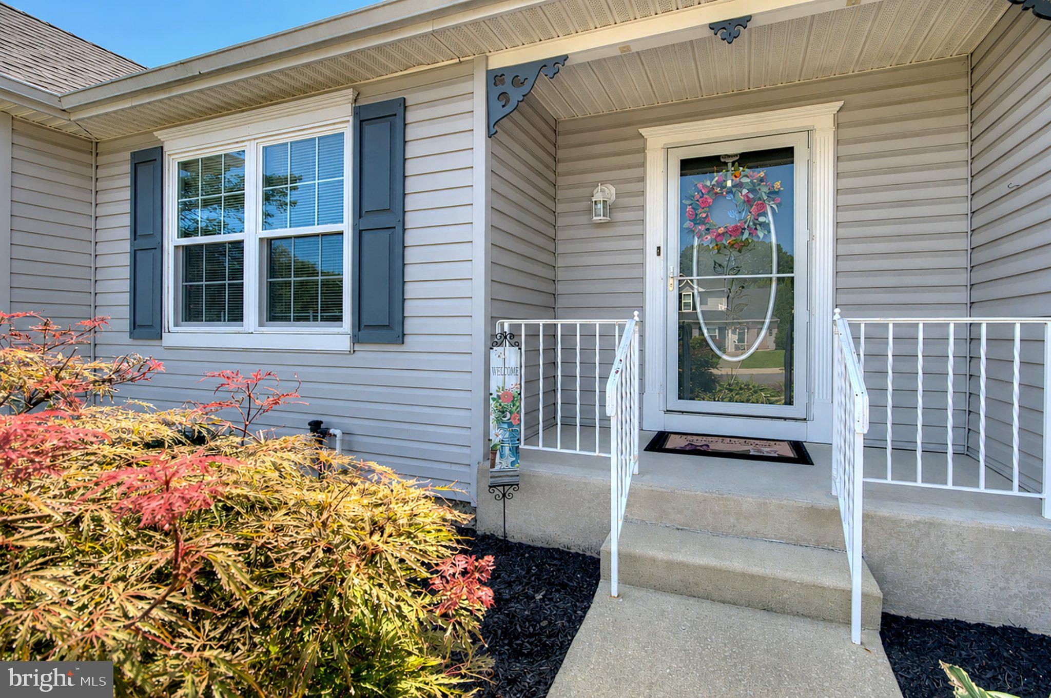 14 BRIARWOOD LANE