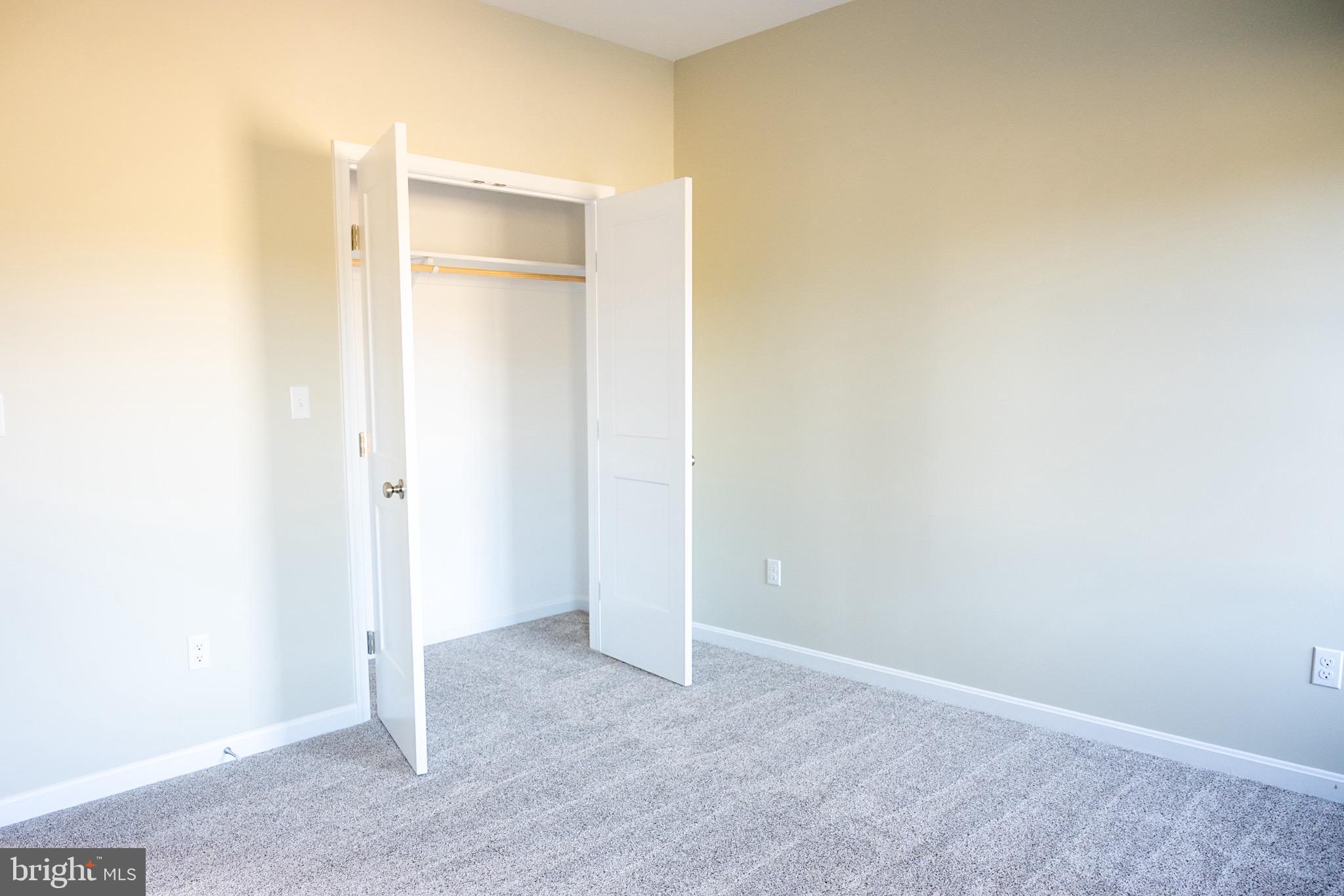 CEDAR GROVE - Residential