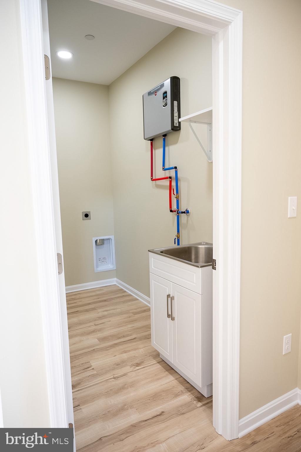 CEDAR GROVE - Residential