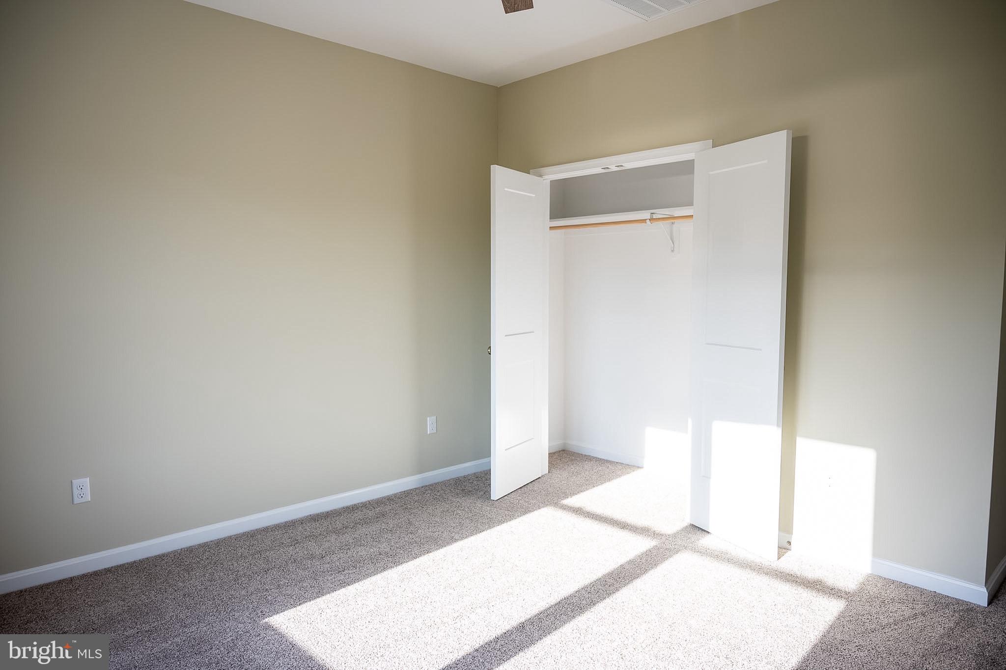 CEDAR GROVE - Residential