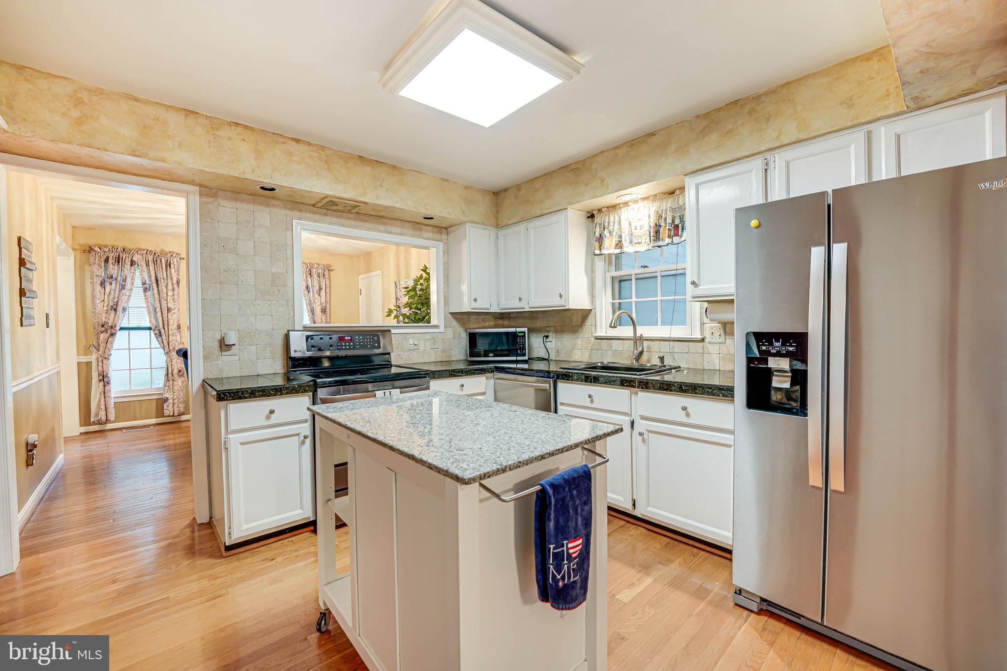 LAKE RIDGE - Residential