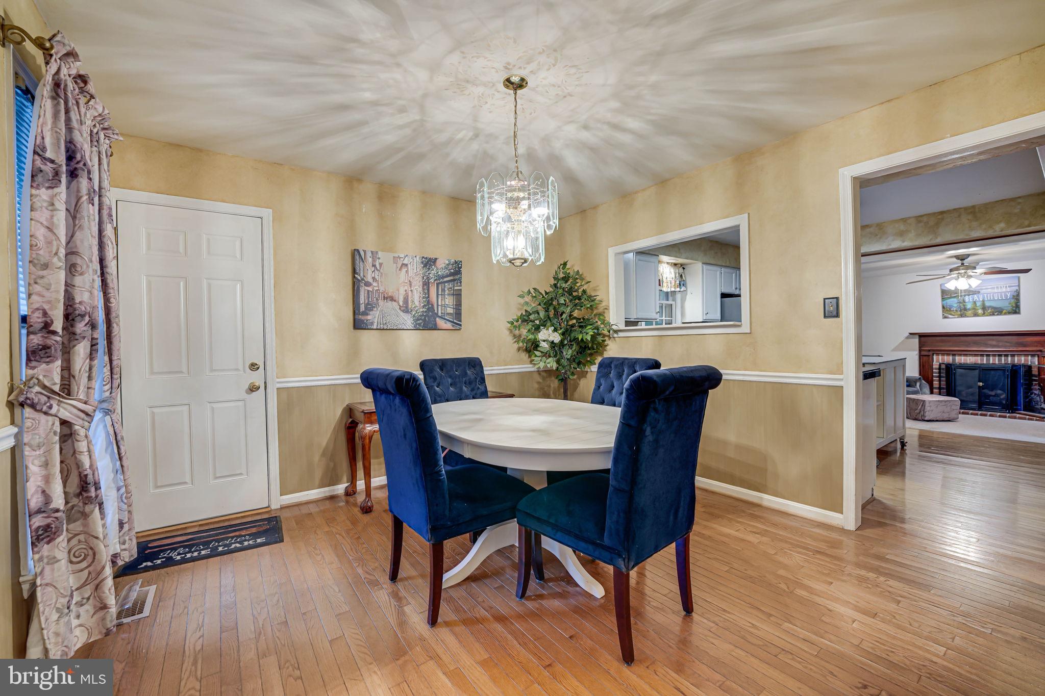 LAKE RIDGE - Residential