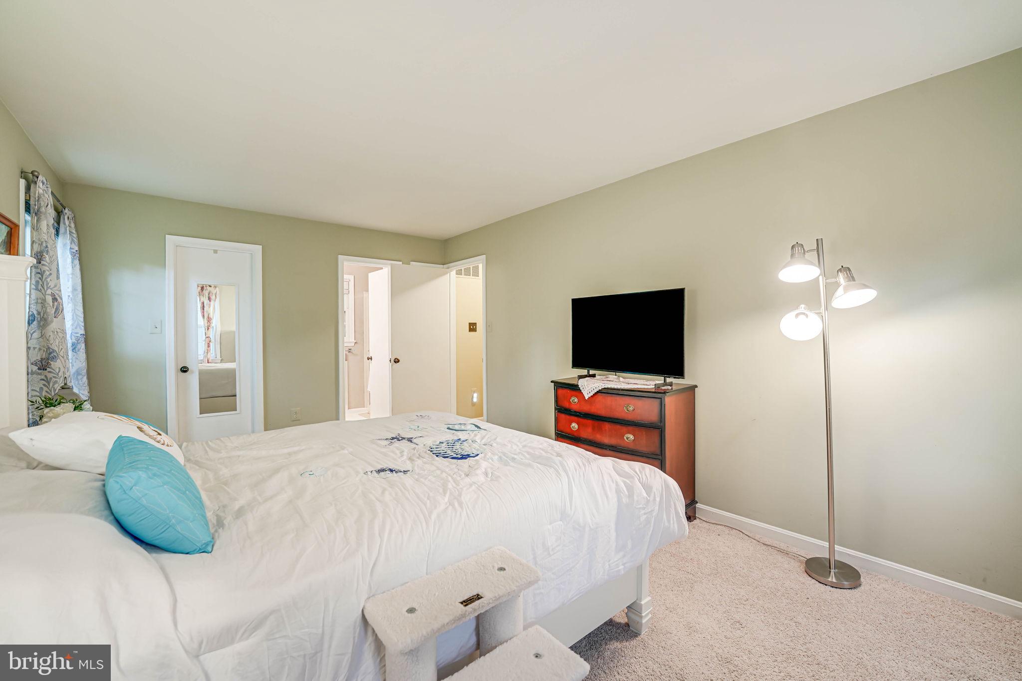 LAKE RIDGE - Residential